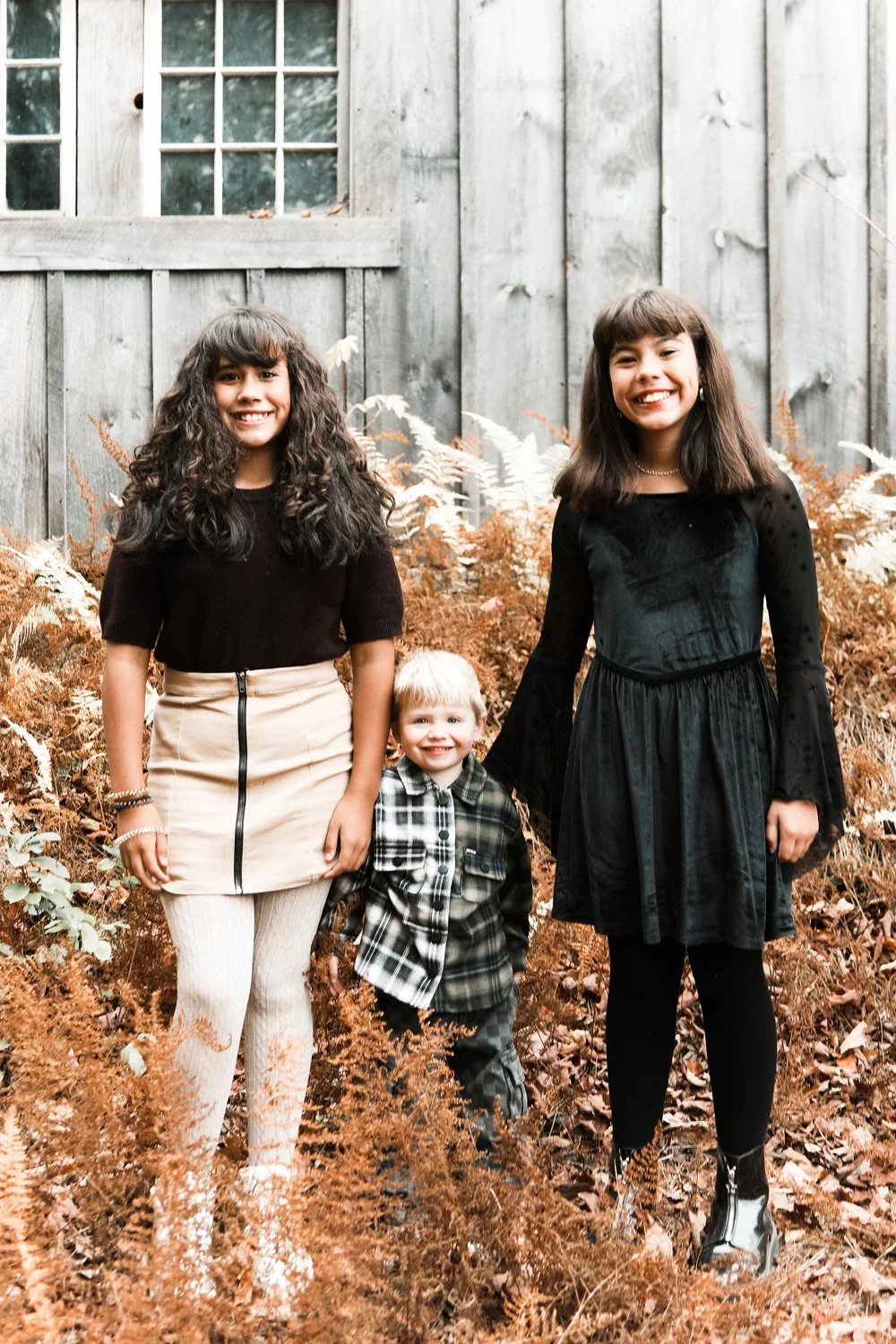 OnessimoFamily2026Fall030.jpg