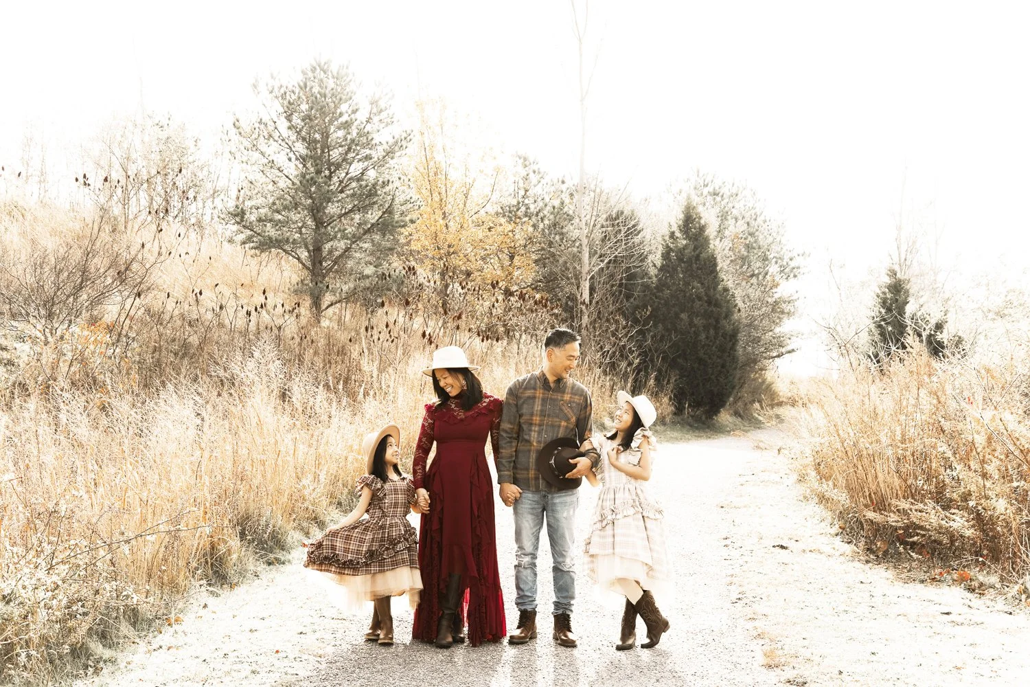 ChoFamily2025Fall002.jpg