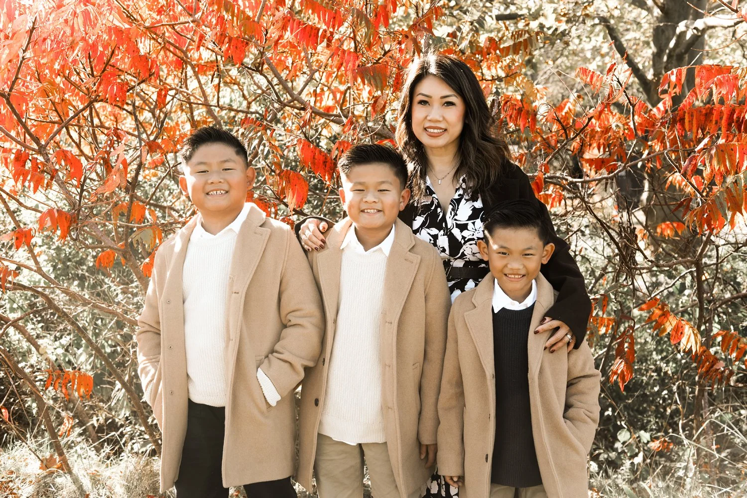 HuynhFamily2026Fall008.jpg