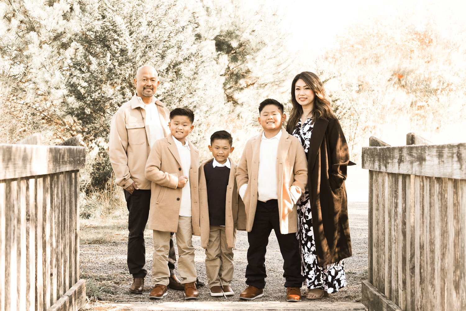 HuynhFamily2026Fall093.jpg