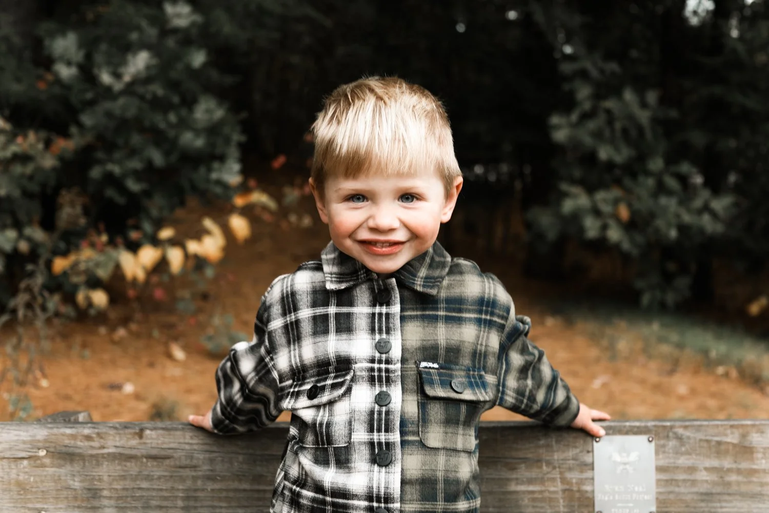 OnessimoFamily2026Fall058.jpg