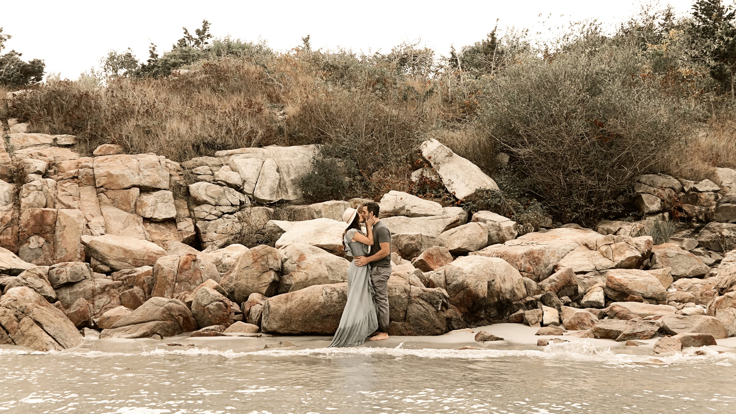 UNFORGETTABLE ENGAGEMENTS