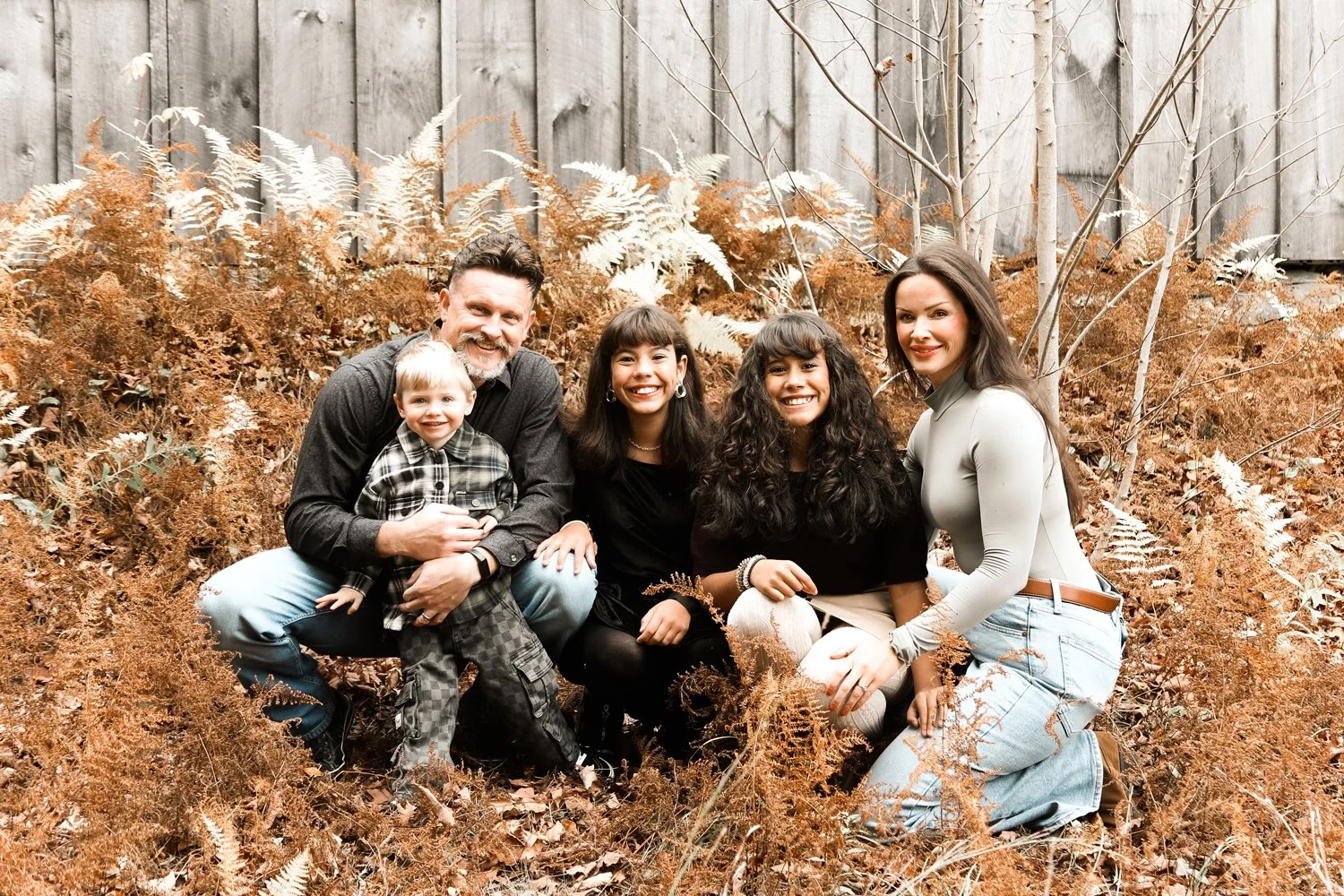 OnessimoFamily2026Fall041.jpg