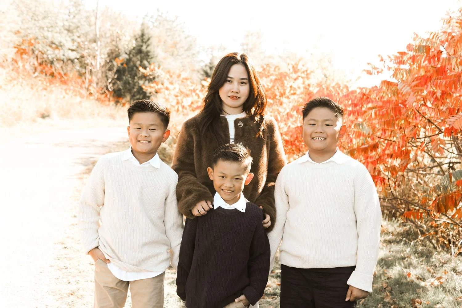 HuynhFamily2026Fall056.jpg
