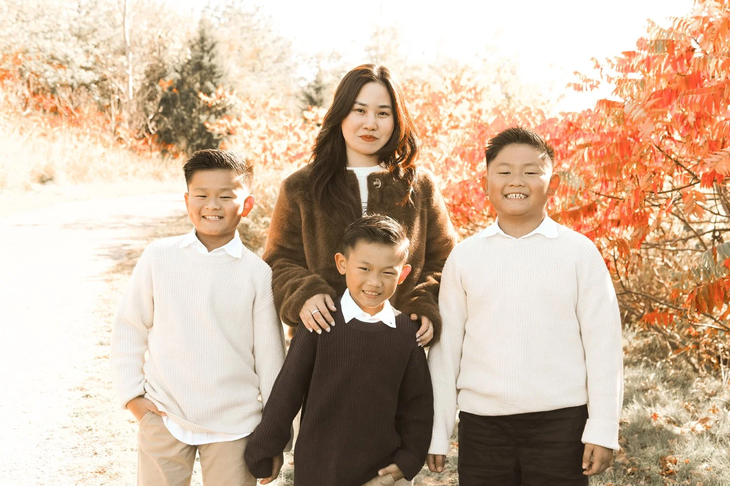 HuynhFamily2026Fall057.jpg
