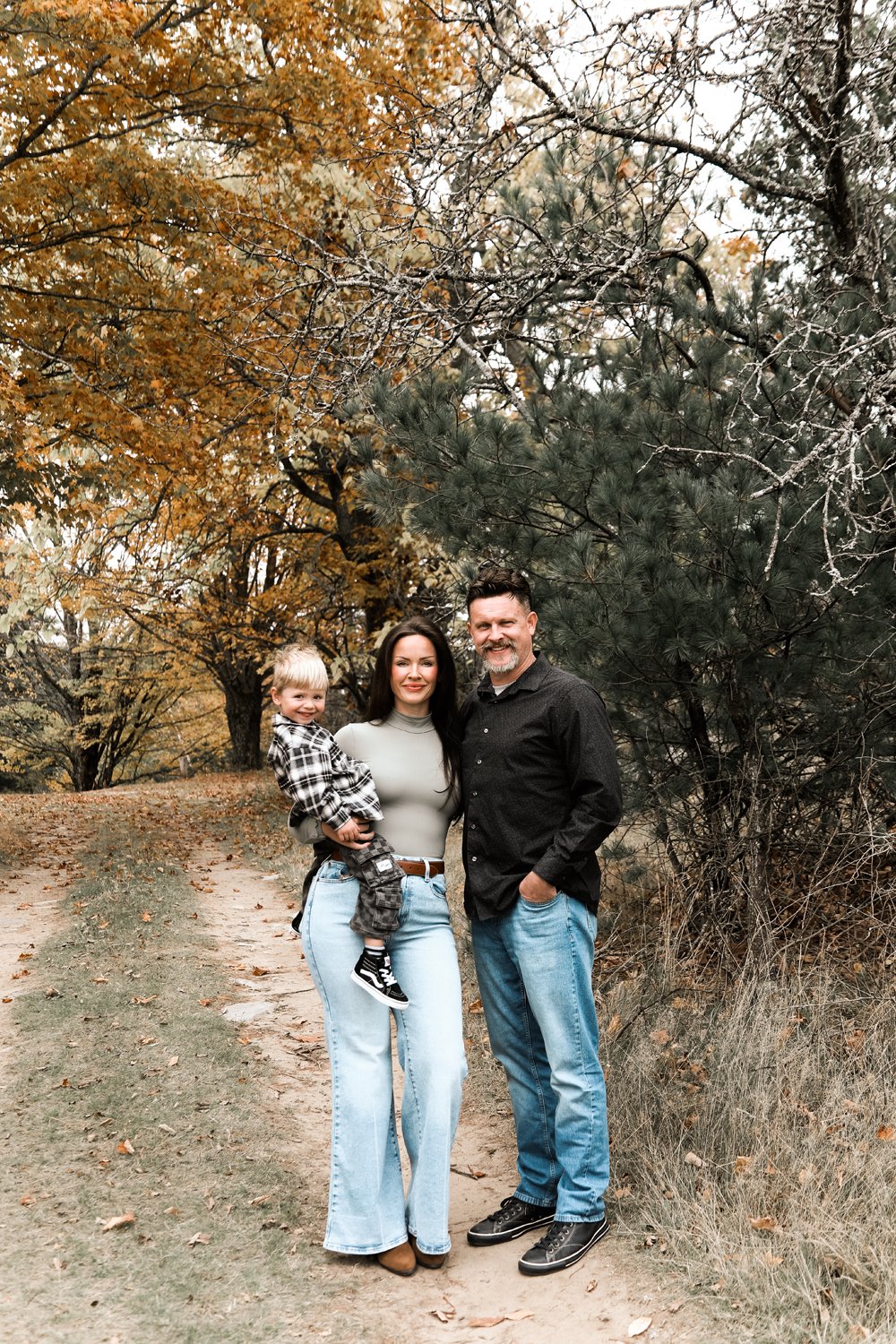 OnessimoFamily2026Fall006.jpg