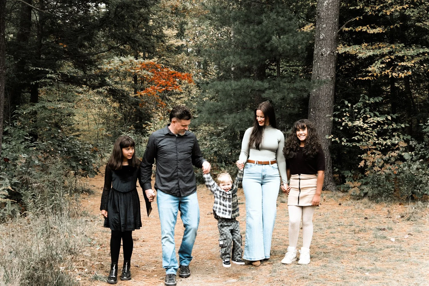 OnessimoFamily2026Fall091.jpg