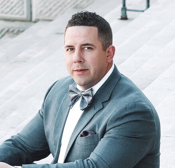 From Leadership Practitioner to Leadership Consultant