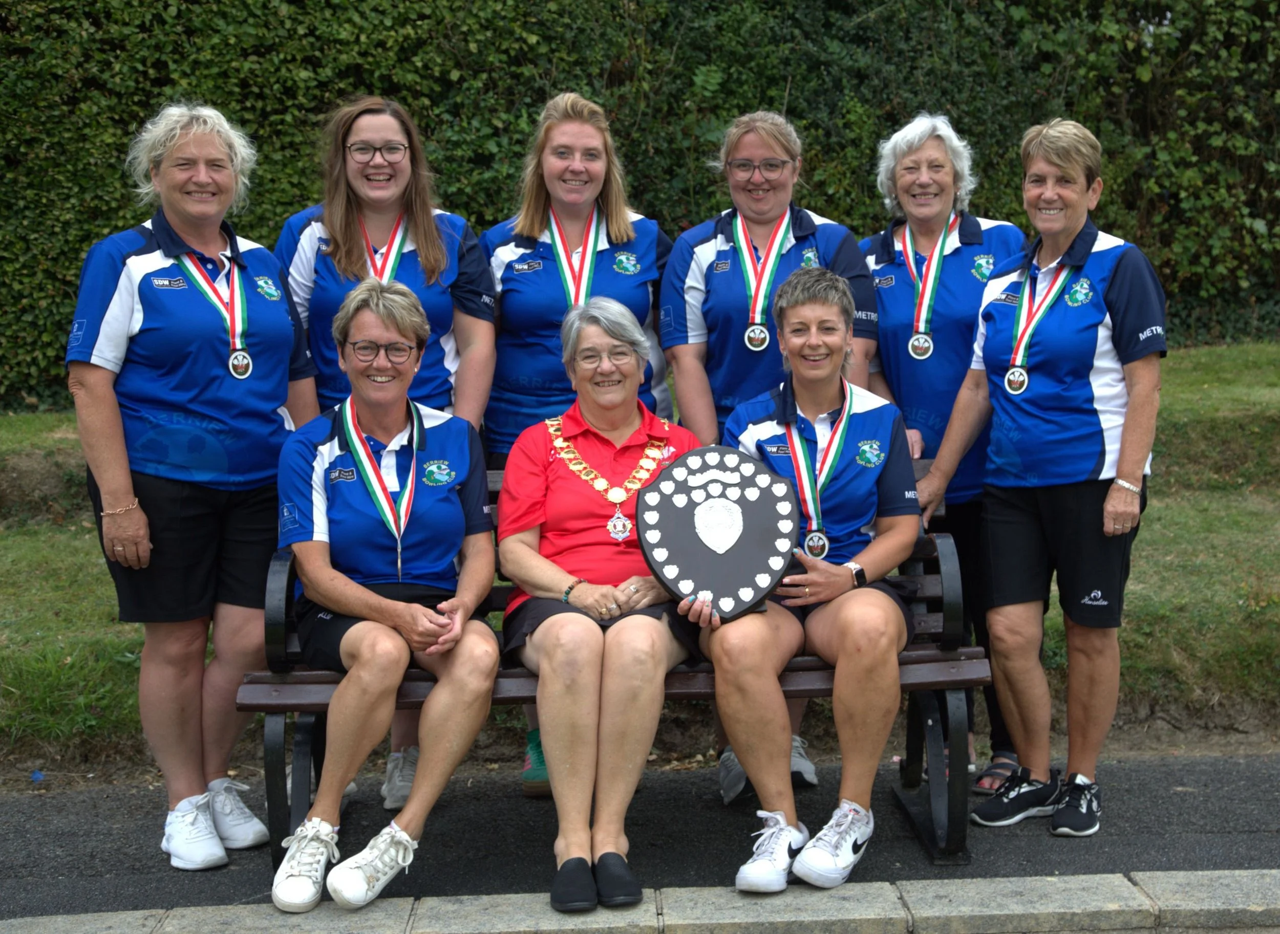 Ladies Double Rink with President .jpg