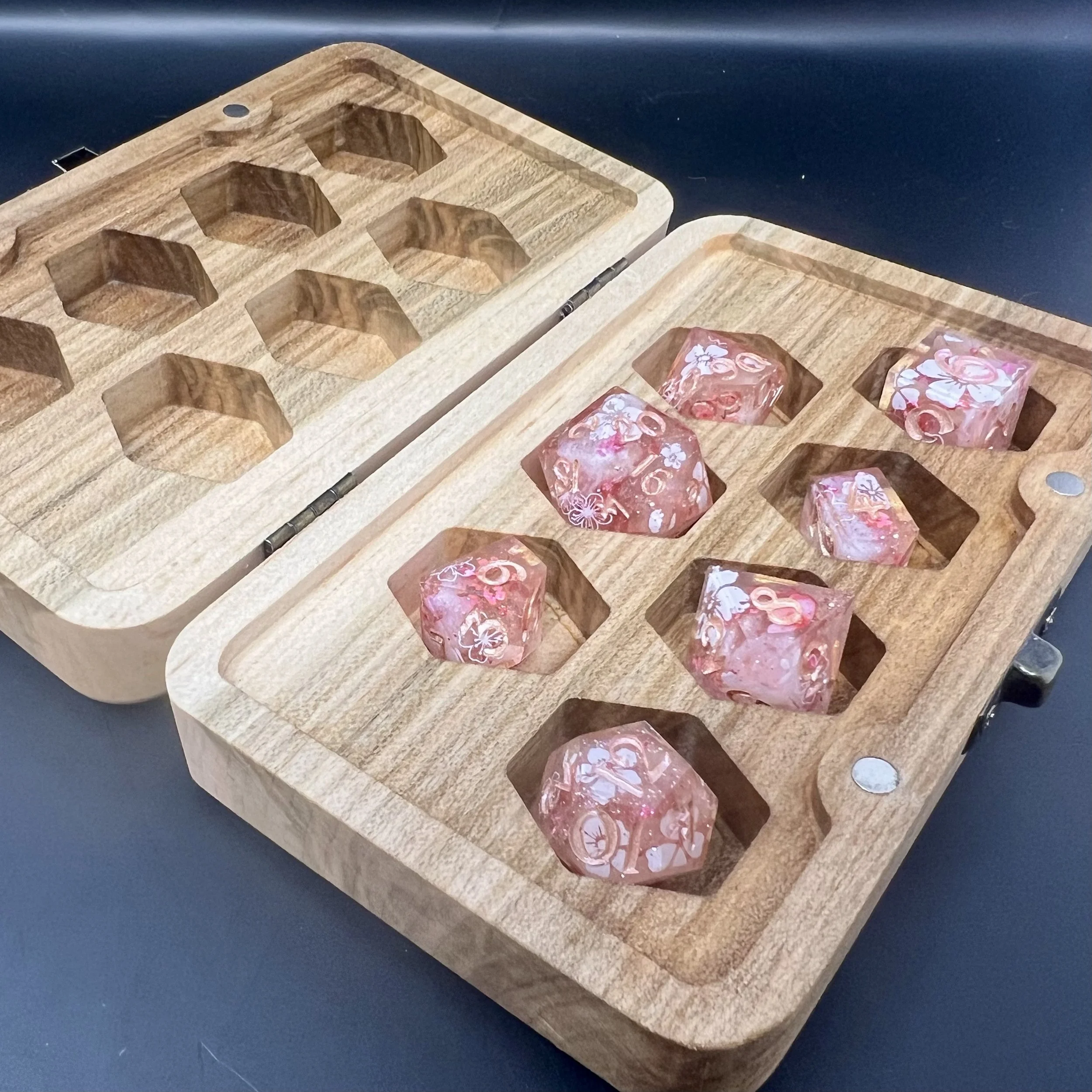 Dice Box_Inside with Dice_01.jpg