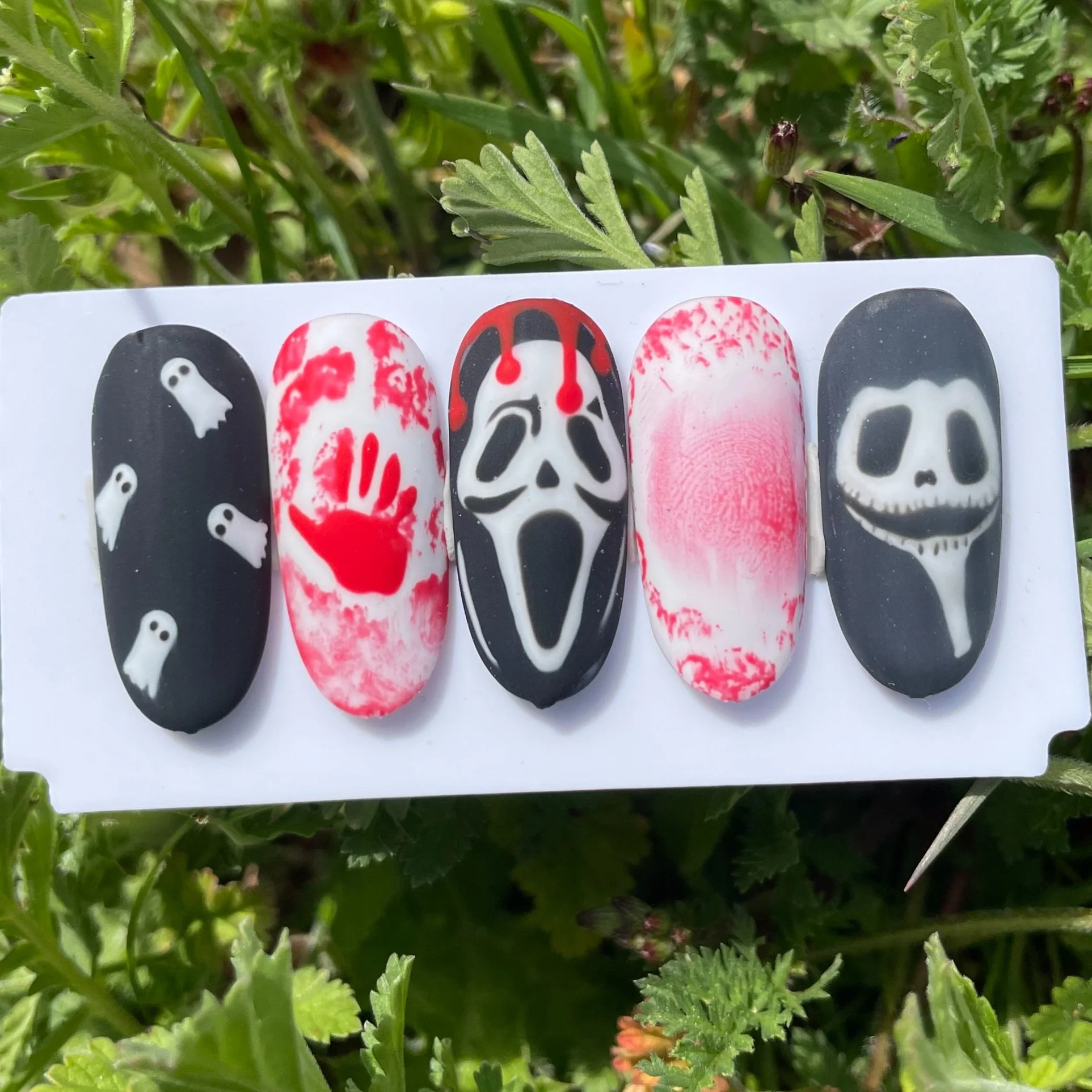 Formation Nail Art Halloween - Institut de formation et de beauté à Lauris dans le Vaucluse