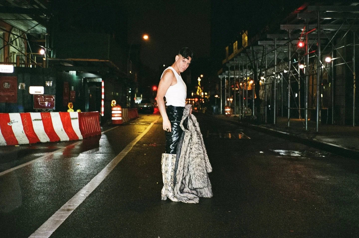 The Contax T2 35mm with @enemypixels 

#35mm #nyc #actor #photography