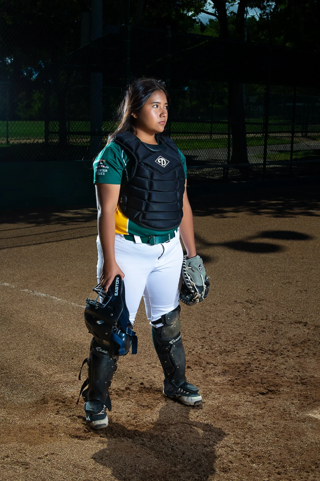 Softball Portraits-1770- PRINT.jpg