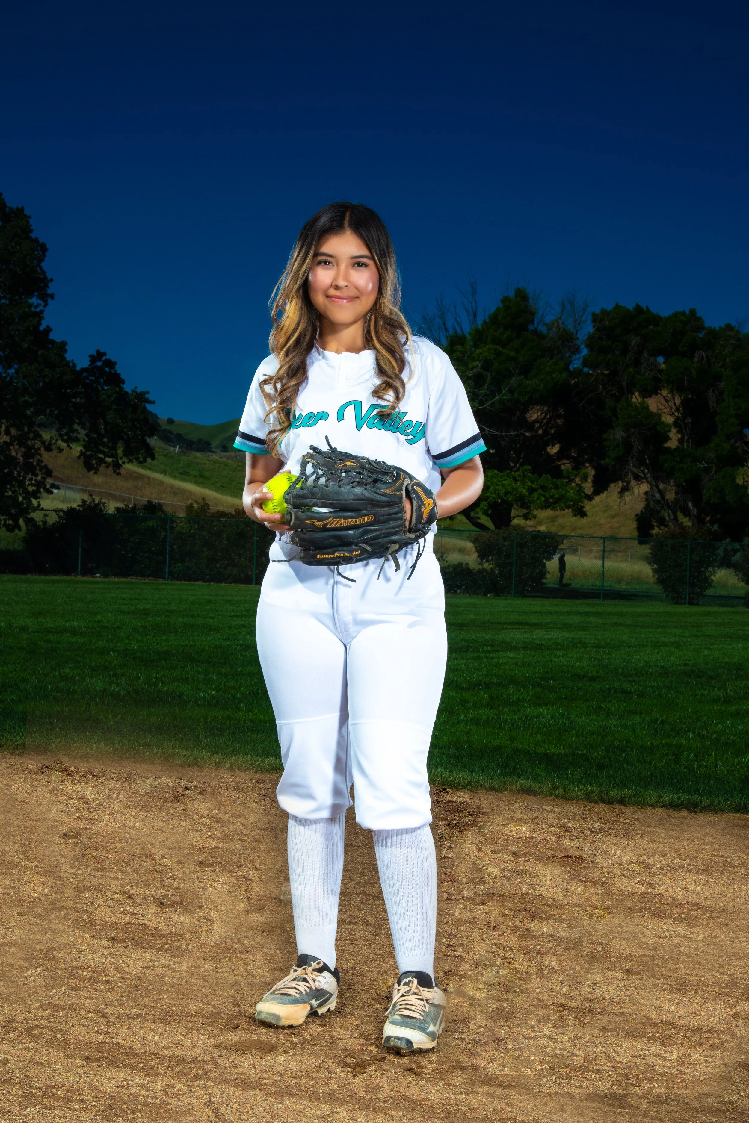 Softball Portraits-1449- PRINT.jpg