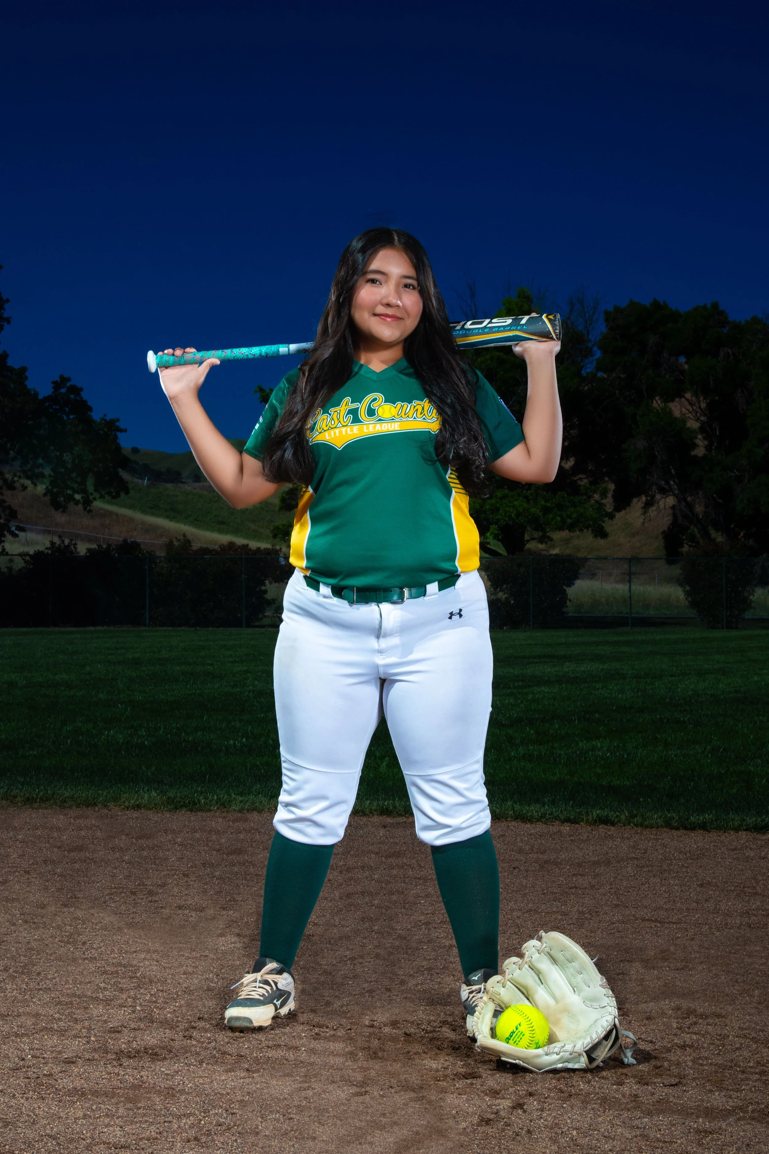 Softball Portraits-1550- PRINT.jpg