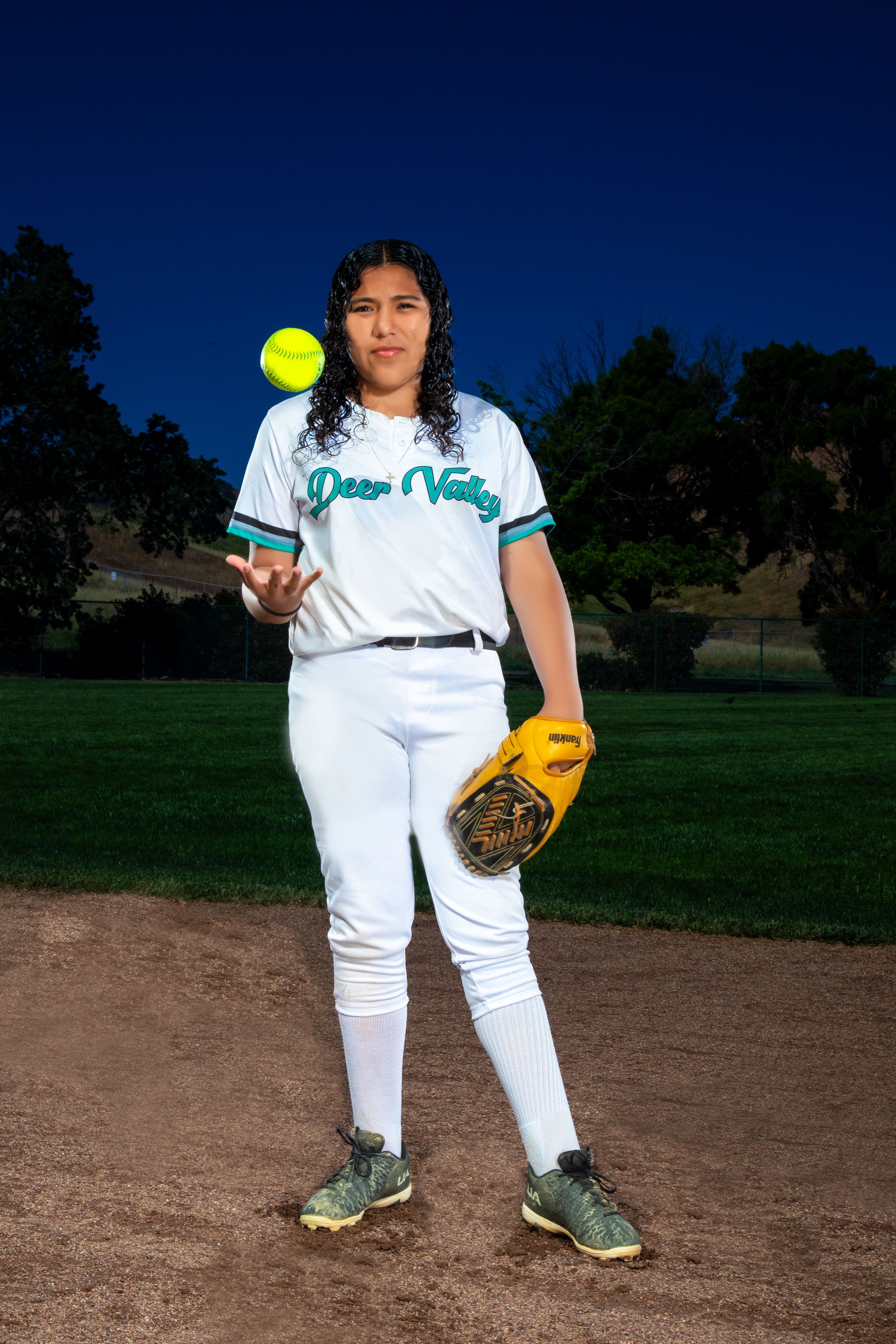 Softball Portraits-1487- PRINT.jpg