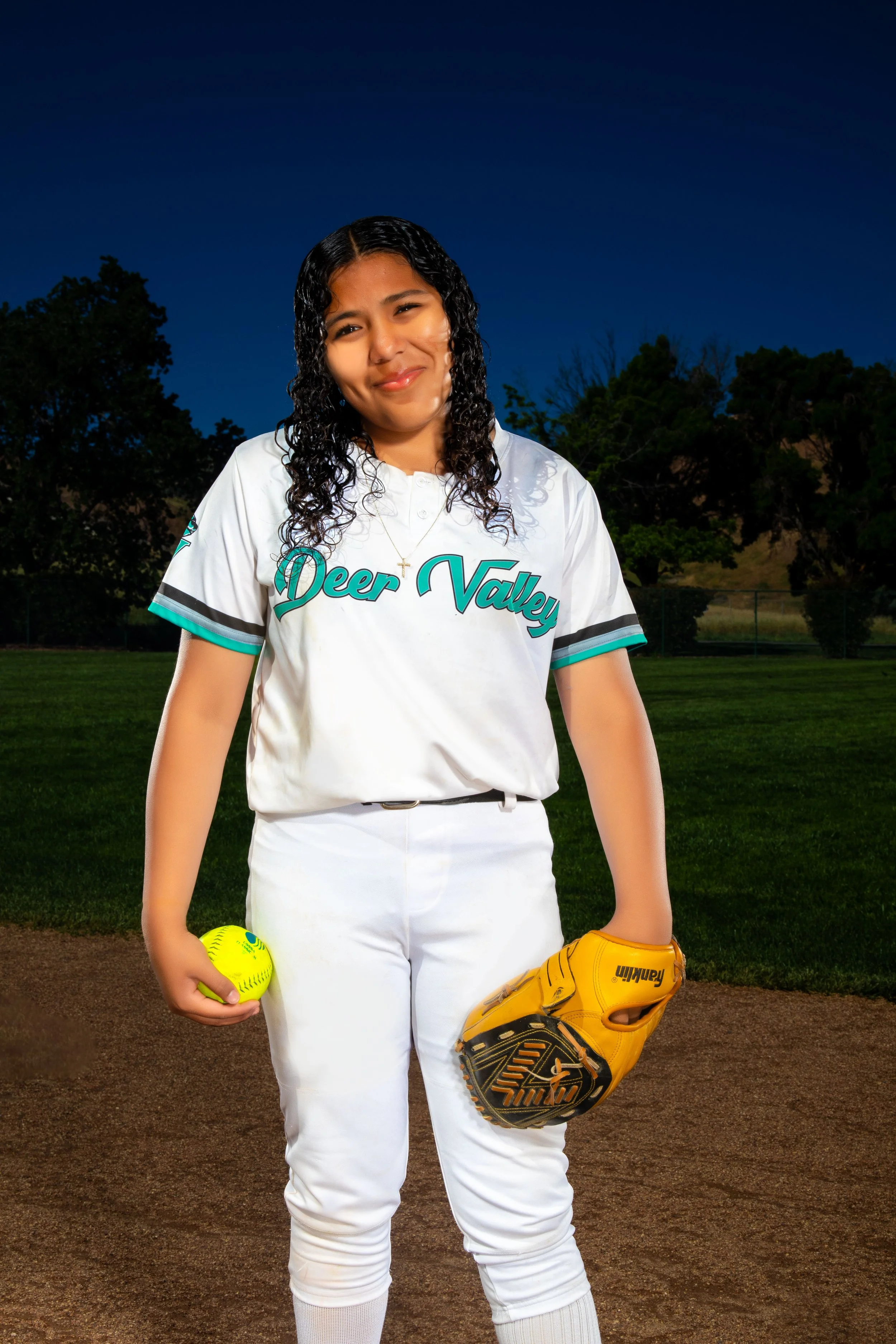 Softball Portraits-1486- PRINT.jpg