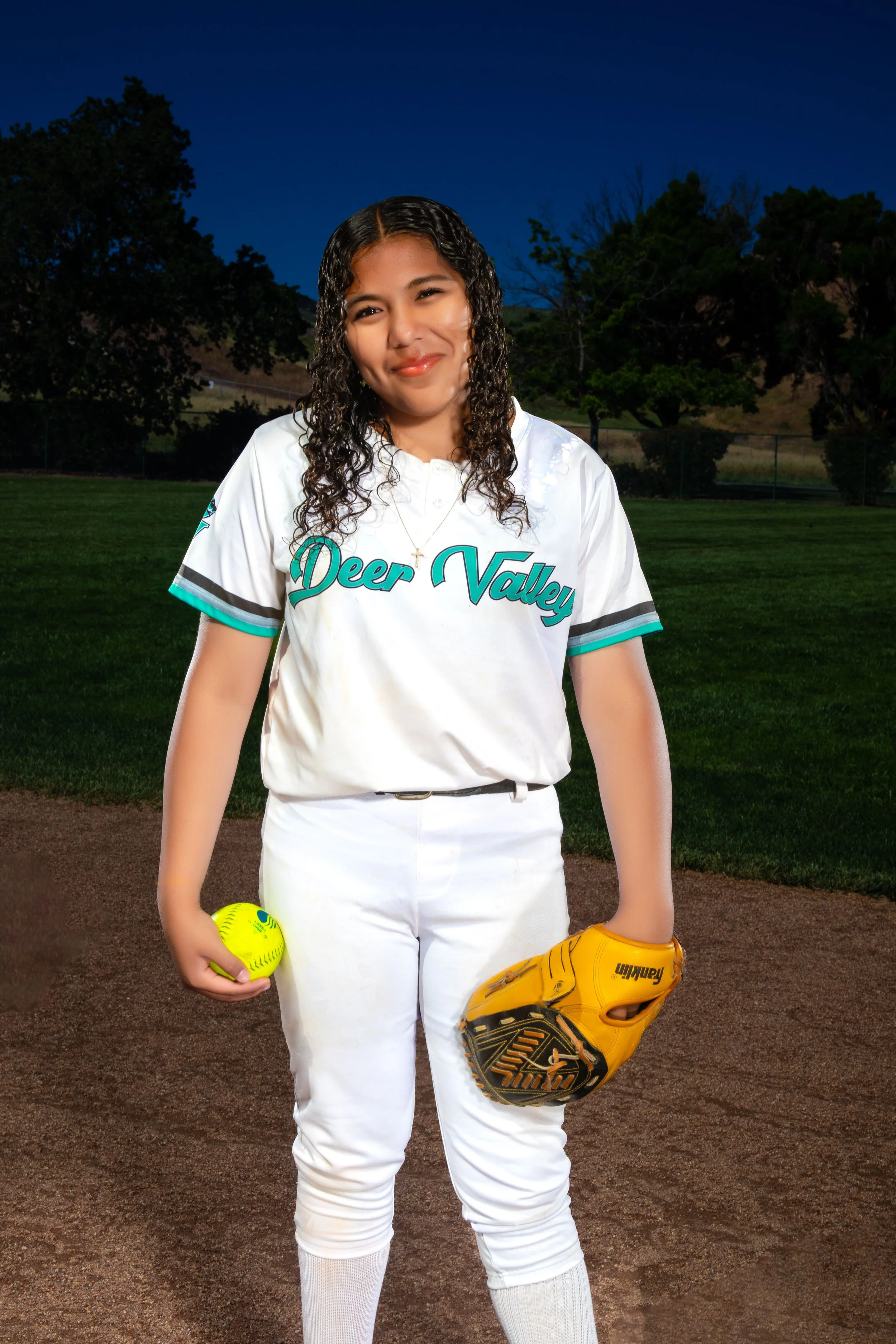 Softball Portraits-1484- PRINT.jpg