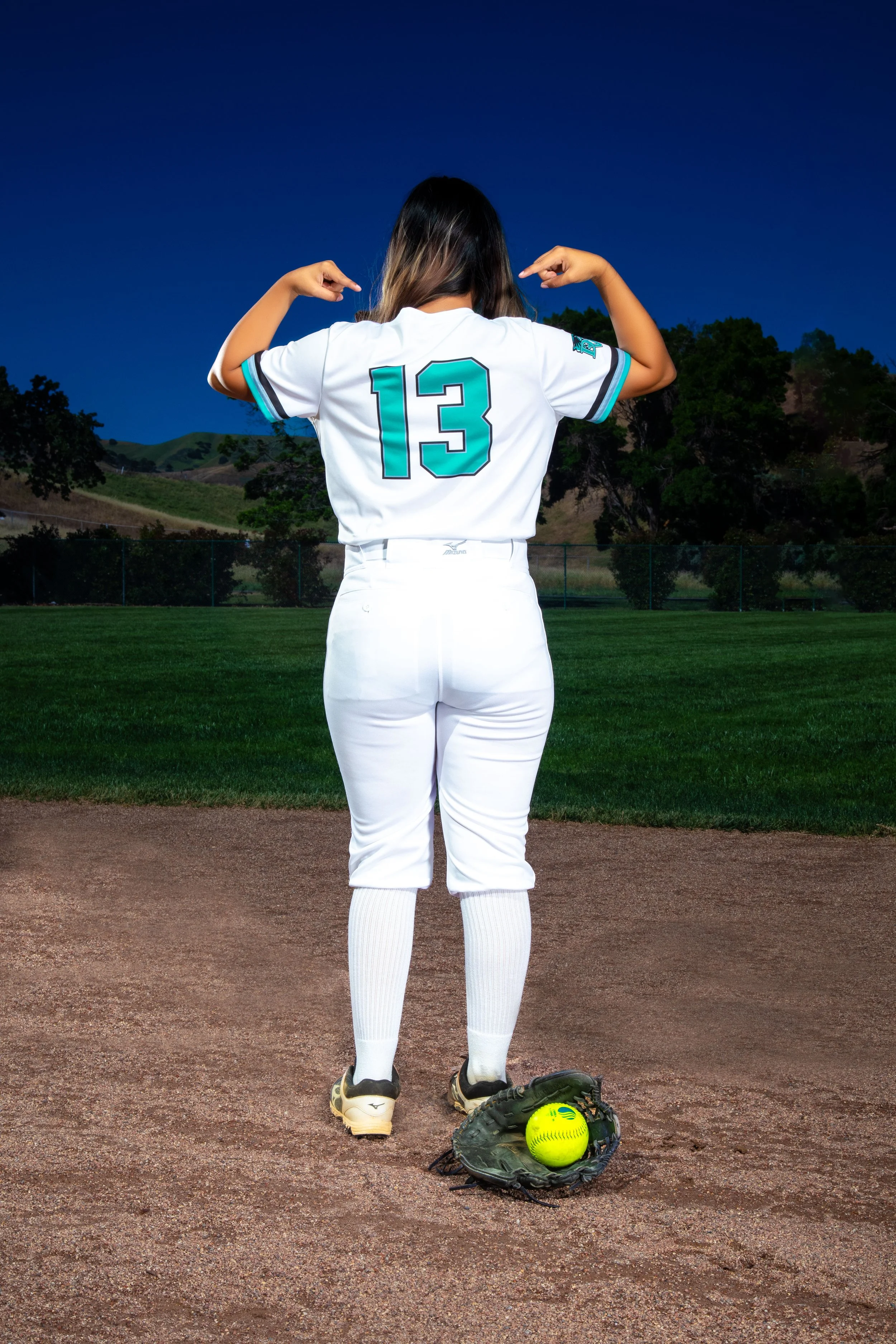 Softball Portraits-1458- PRINT.jpg