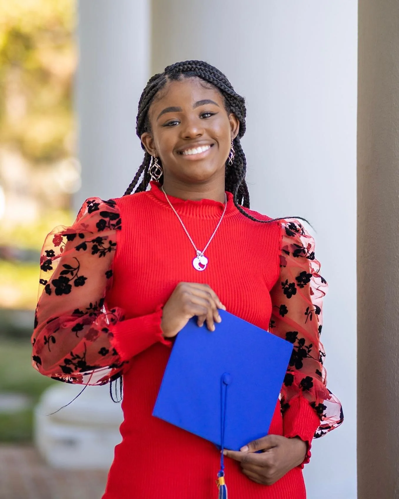 Huge Shoutout to Dasia! She was my very first Grad Shoot of the season! Thanks again for letting me capture the moment! Congratulations Dasia! 

#photography #canonphotography #graduation #congratulations