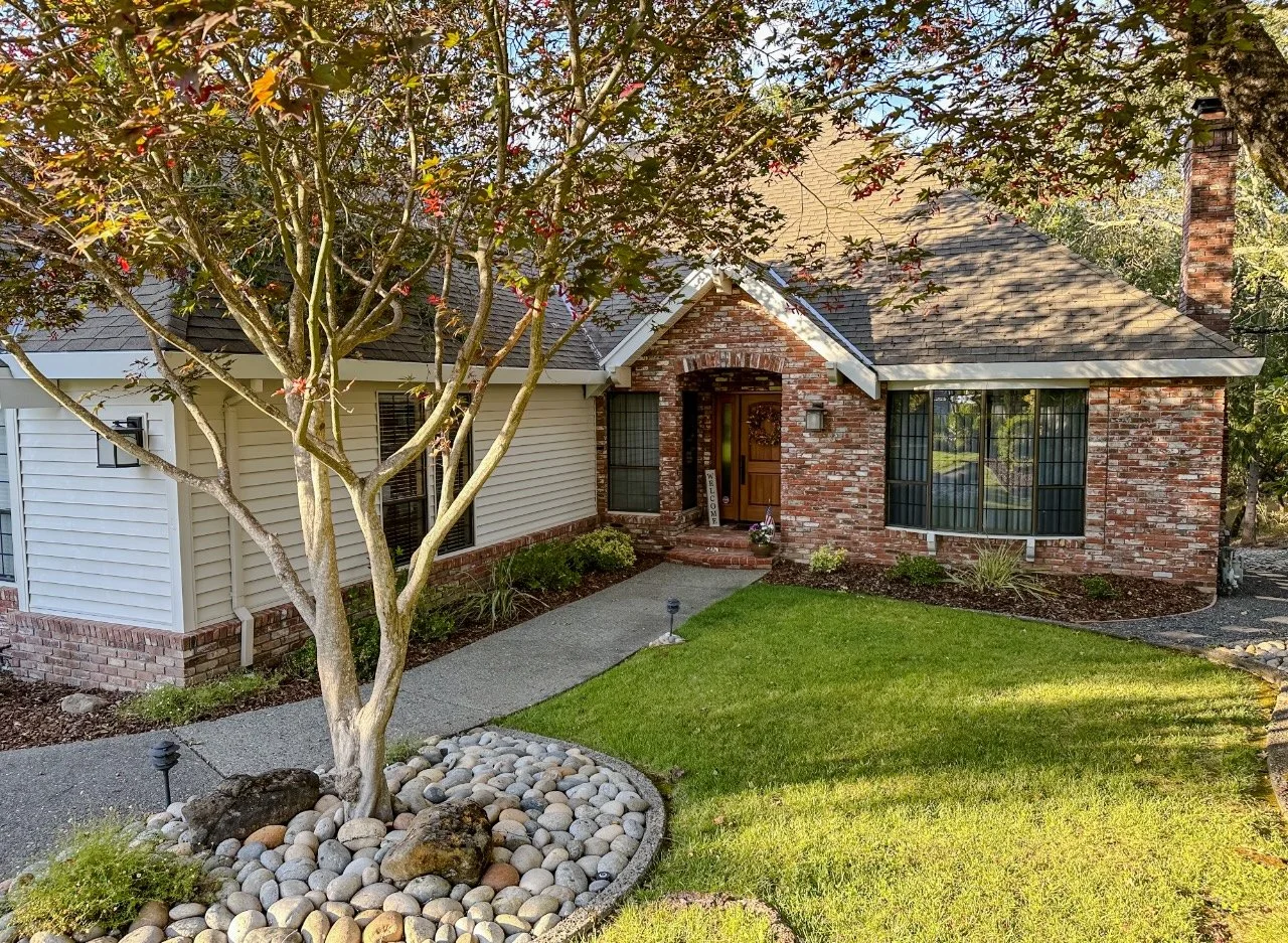 The Cottage in the Woods - And the Miracle