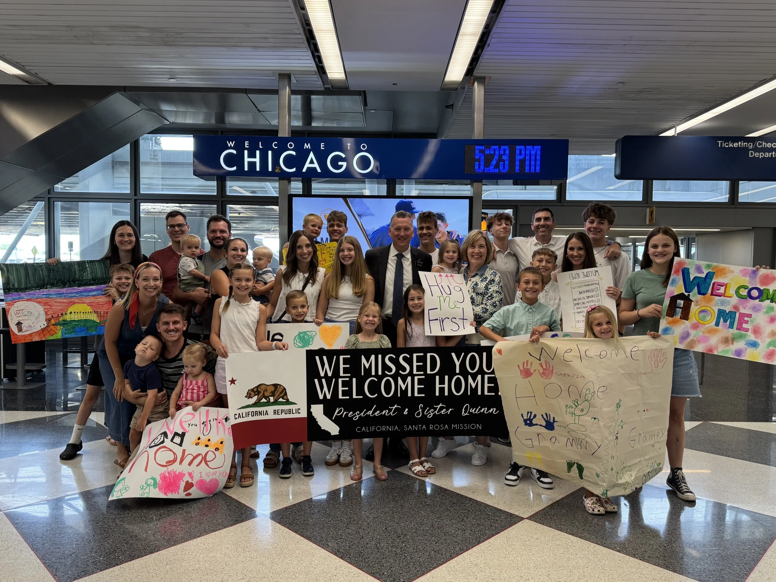 Sweet Home Chicago - Family, Friends, &amp; Hotdogs