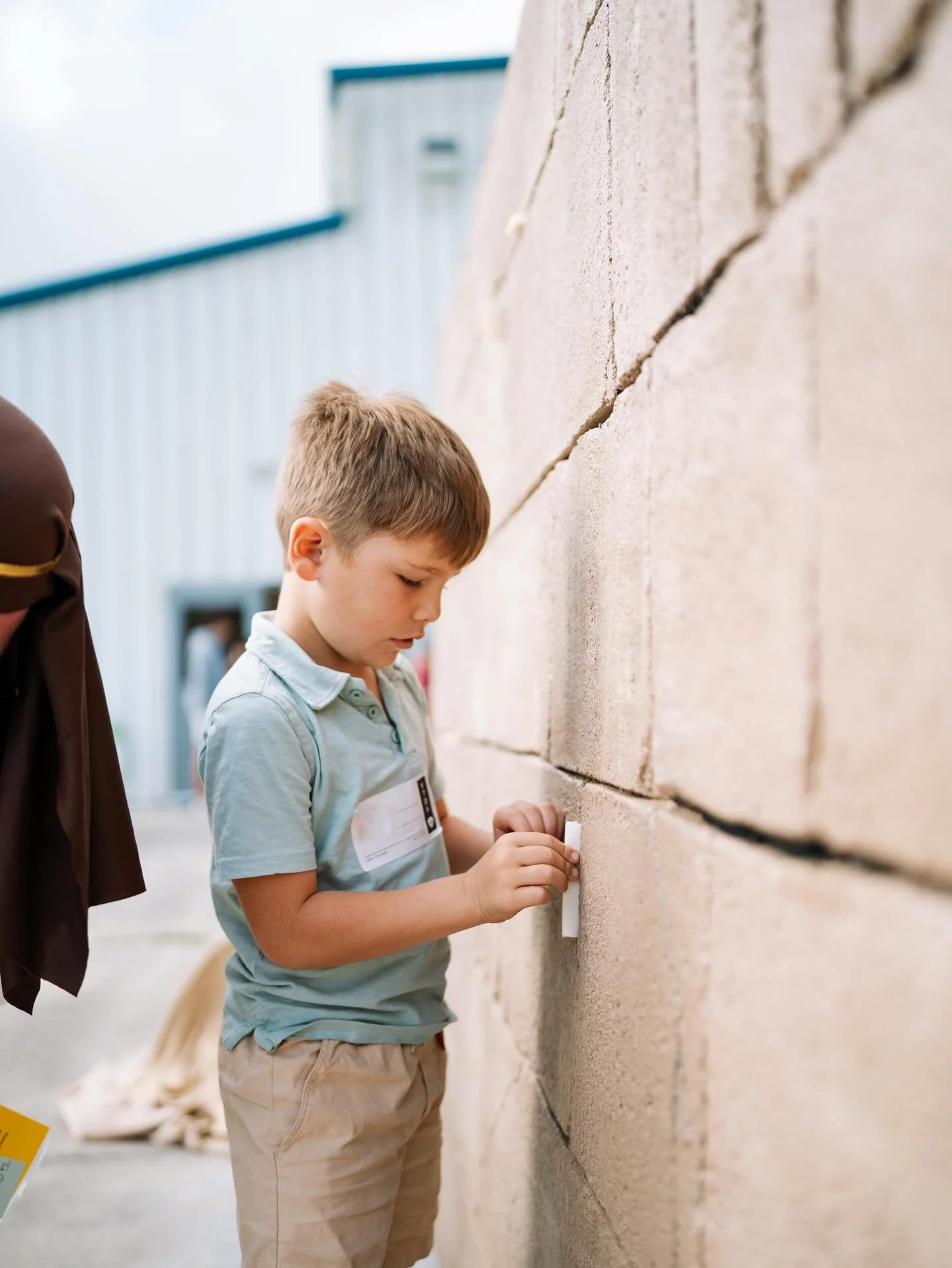 Your WSKid walked through an immersive, hands on experience that shares the story of the resurrection of Jesus.

Each station replicates a moments Jesus lived in, from His entrance into Jerusalem to the day He died on the cross and rose again. At the