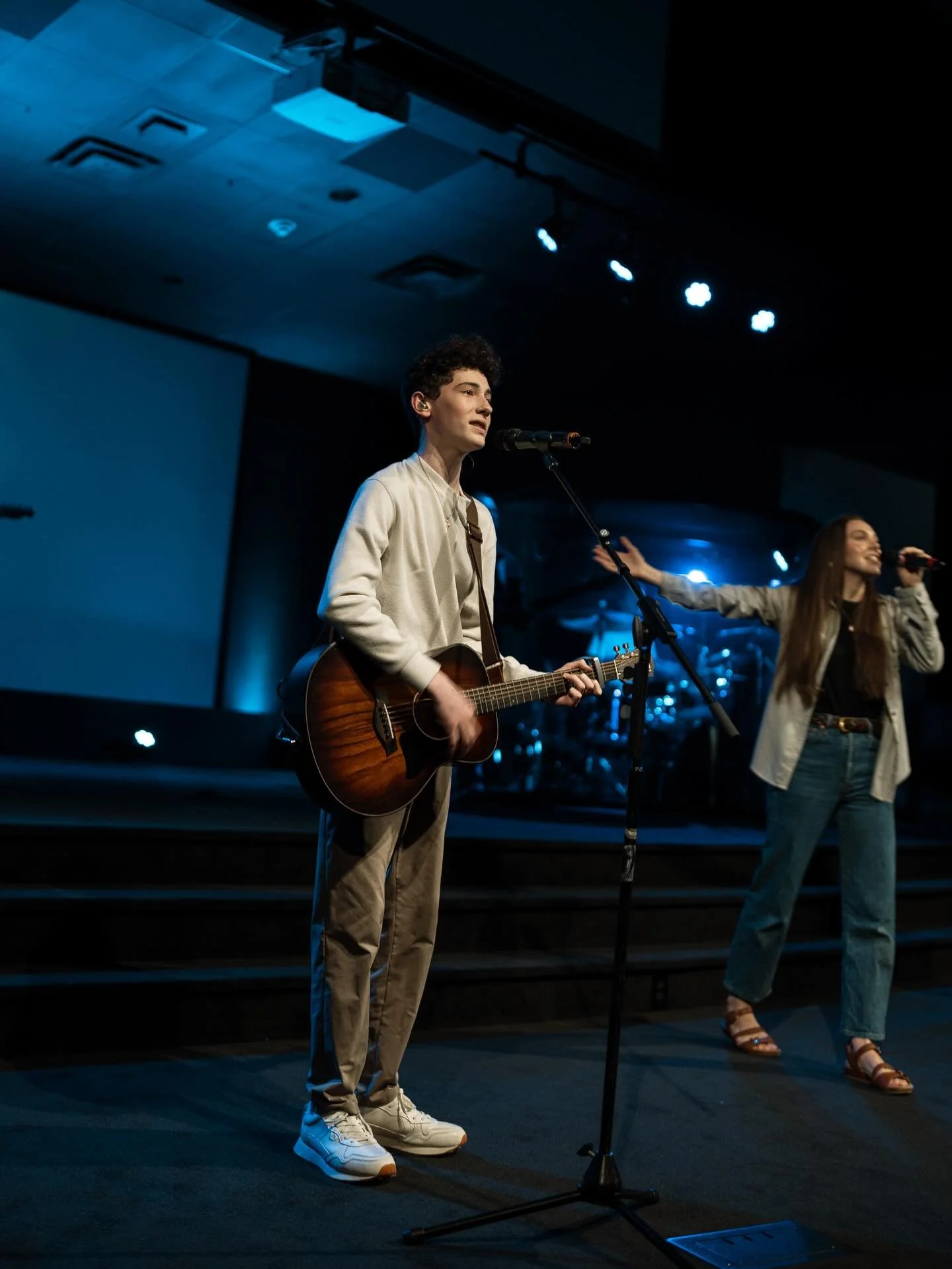 Sunday moments for your Monday! 👏

Yesterday, Pastor Jeremy wrapped up the sermon series &ldquo;Eternal Echoes&rdquo; through the book of Revelations&mdash;a book of hope.

We hold onto this hope that echoes all around our lives: that Christ died fo