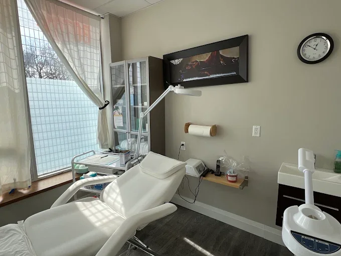 Why Choose Banff Aesthetics for Botox, Dermal Fillers &amp; Laser Hair Removal in High Park