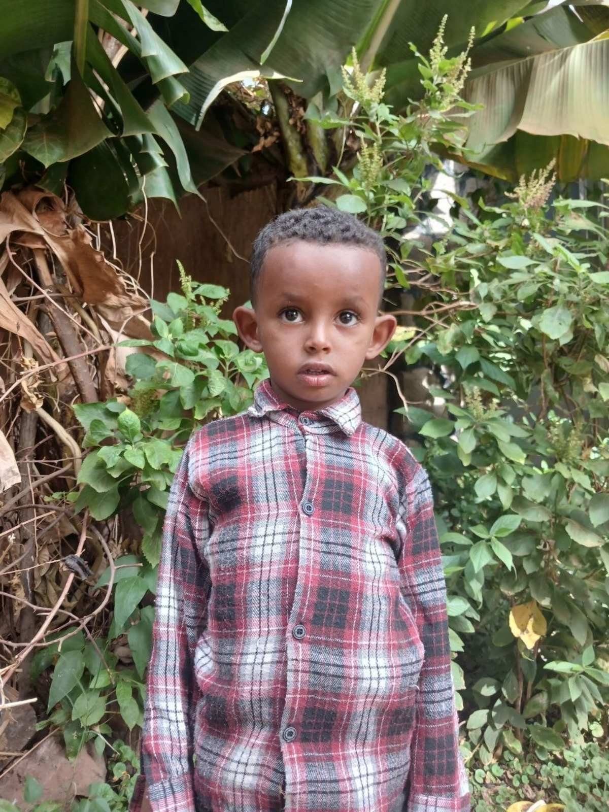 Ammanuel | Age 4 | Birthday 07/04/2022 | His parents are divorced, he lives with his mother who sells roasted corn on the street and works as a cleaner . 
