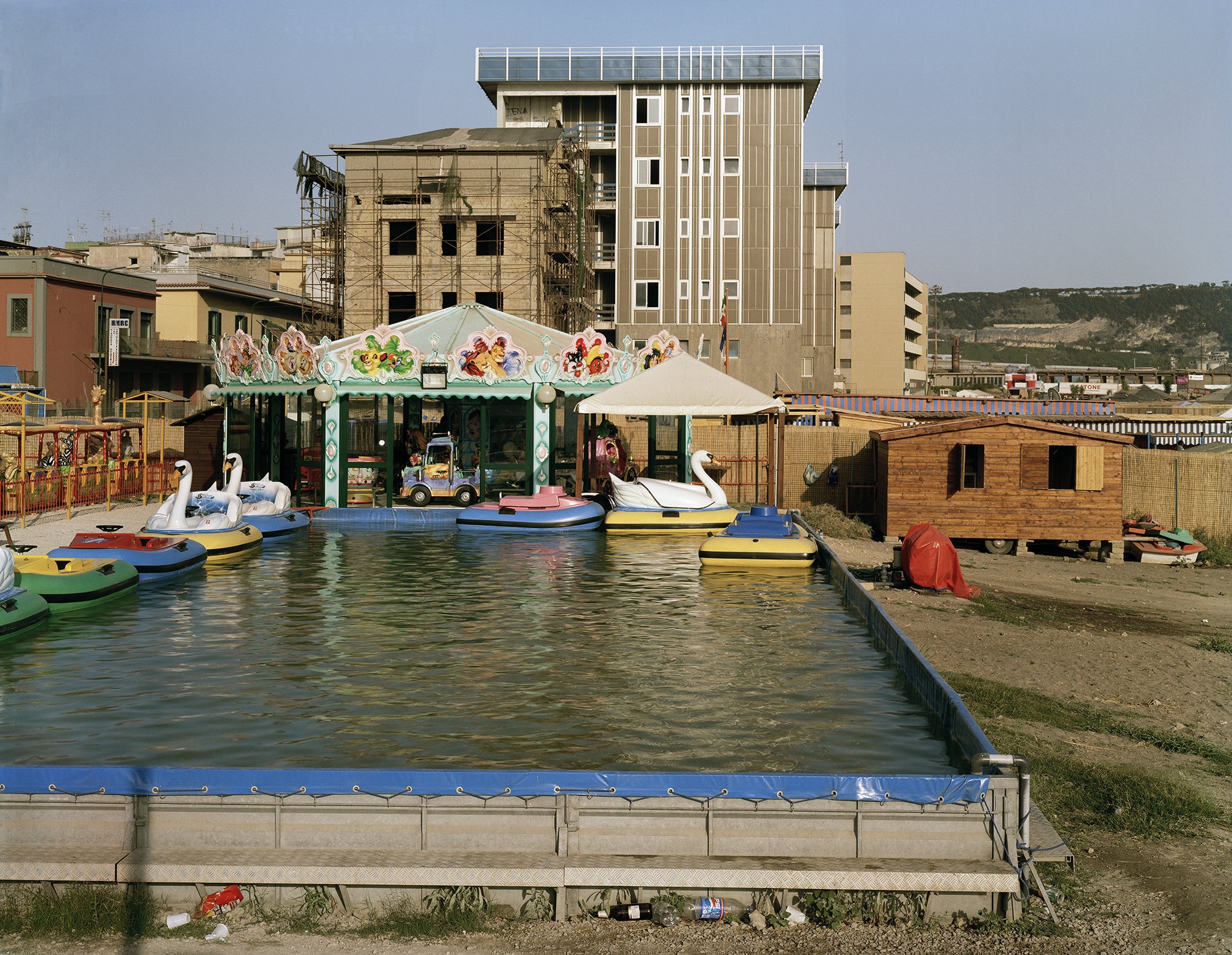  Float Pool, Bagnoli. 2000. 