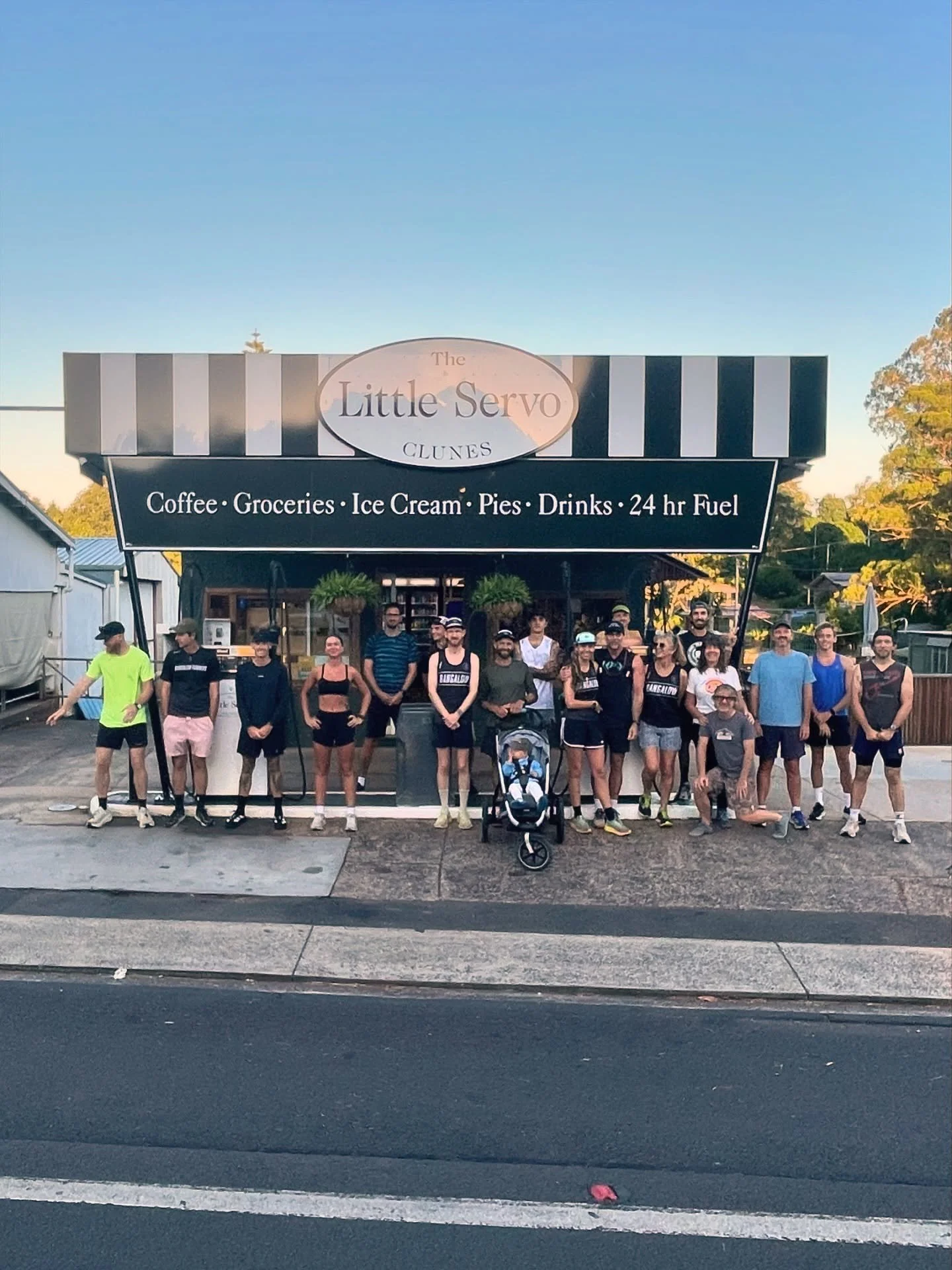 Well done to runners Ant, Jesse, Bella, Dylan, Nic, Neil, Graham, Arthur, Milly, Julian, Nathan, Jo, Aaron, Kathy, Matt, Shaun, Luke, Sean and Ben 📸 for making it out to Clunes for a beautiful ✨ morning run.

Kudos to Nic and Dylan for coming on a f