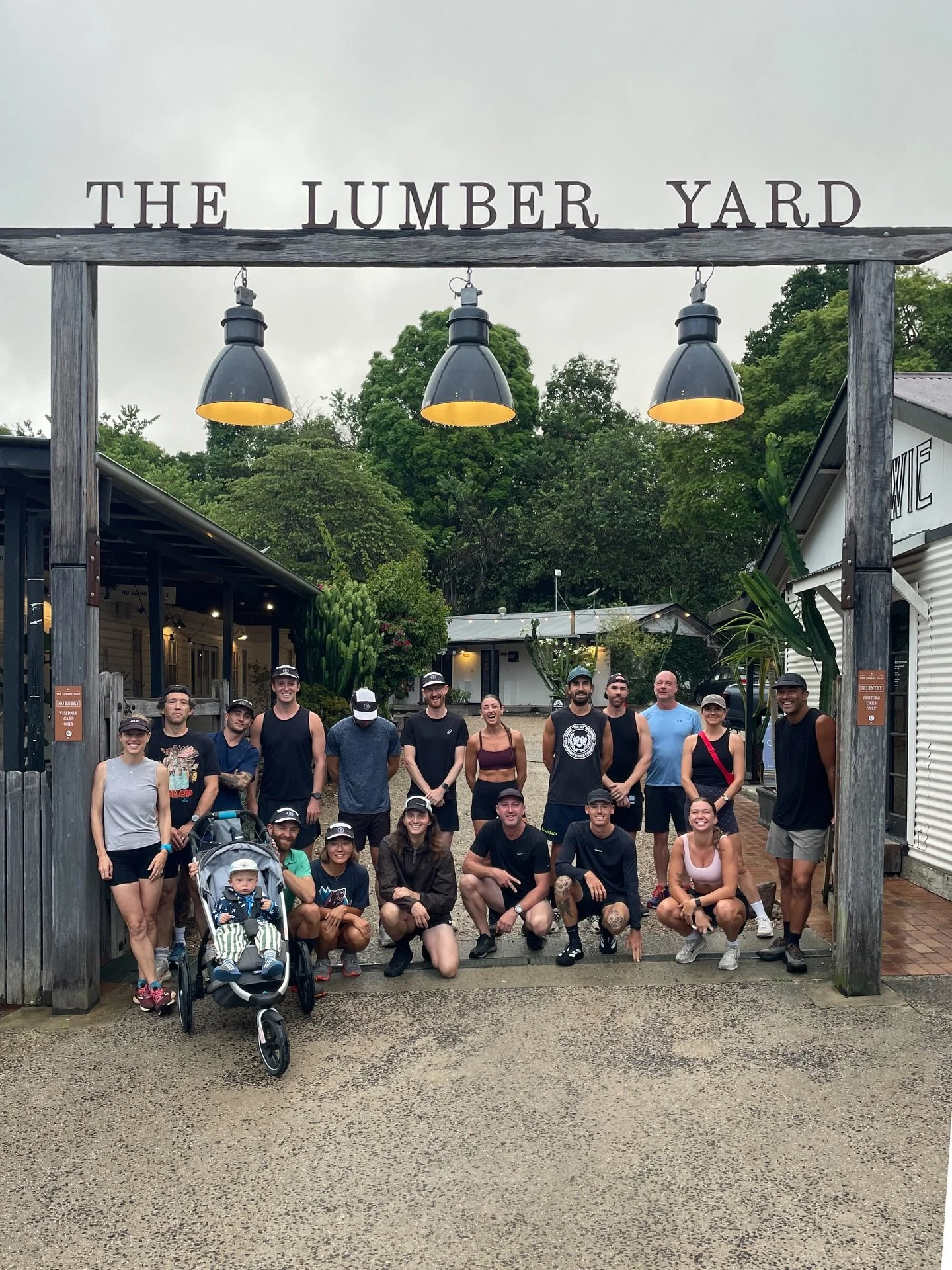 Yew! Such a great crew today! Well done to Hilary, Sean, Josh, Sean, Arthur, Graham, Eri, Dan, Nic, Neil, Georgia, Jules, Aaron, Jesse, Jase, Ben, Bella, Sarah and Tom for making it out this morning. Awesome vibes! Love it!

Kudos to Sarah for coming