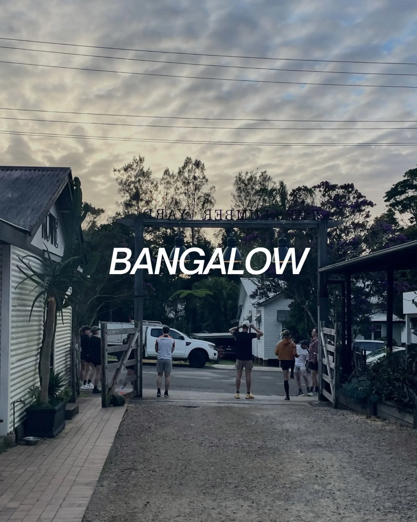 BANGALOW SUNDAY RUN this weekend. Lock it in!

Date: Sunday 30th August
Warm up: 6:45AM
Run Leave Time: 7AM
Meet: 10 Station St, Bangalow @lumber_yard_bangalow 
Run length: 30min and 1hr options
After run: coffee and chats @woodsbangalow 

Shaun will