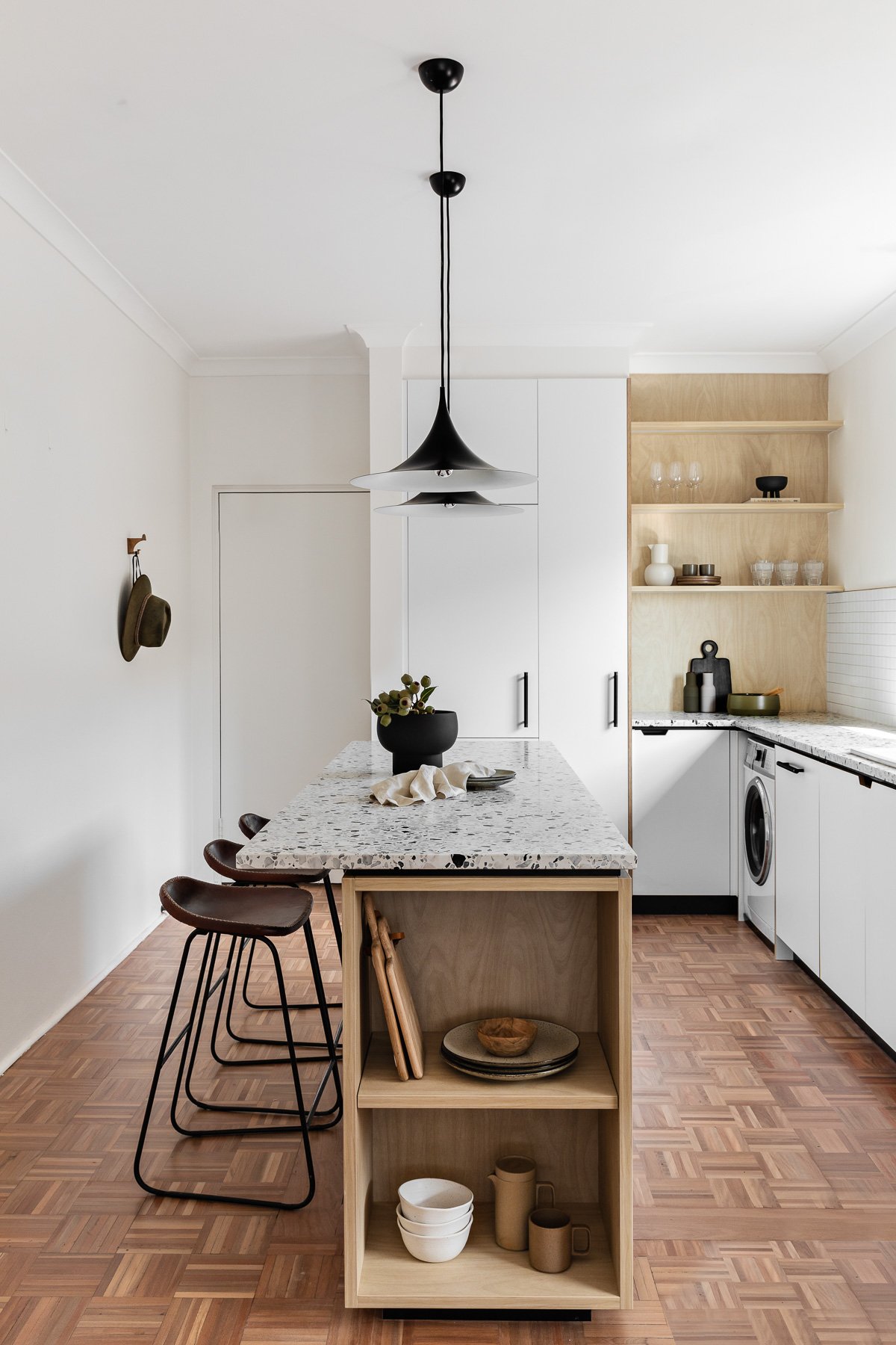 10. Fibonacci-Stone_CafeKitchens_BondiKitchen-13.jpg