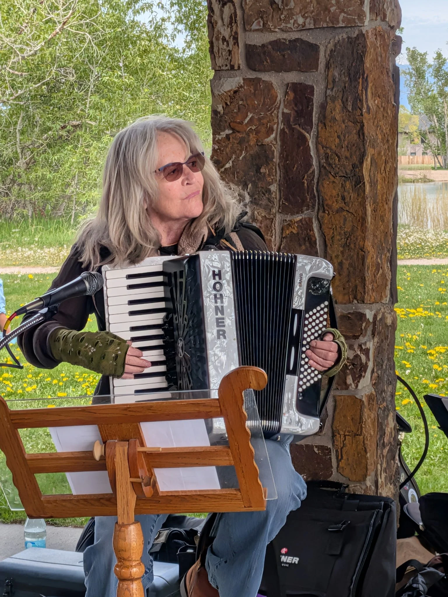 tana hohner.JPG