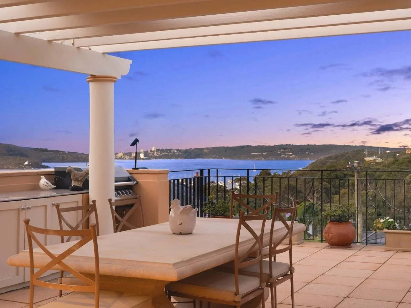 Balmoral Slopes Duplex with water views Secured under market vlaue