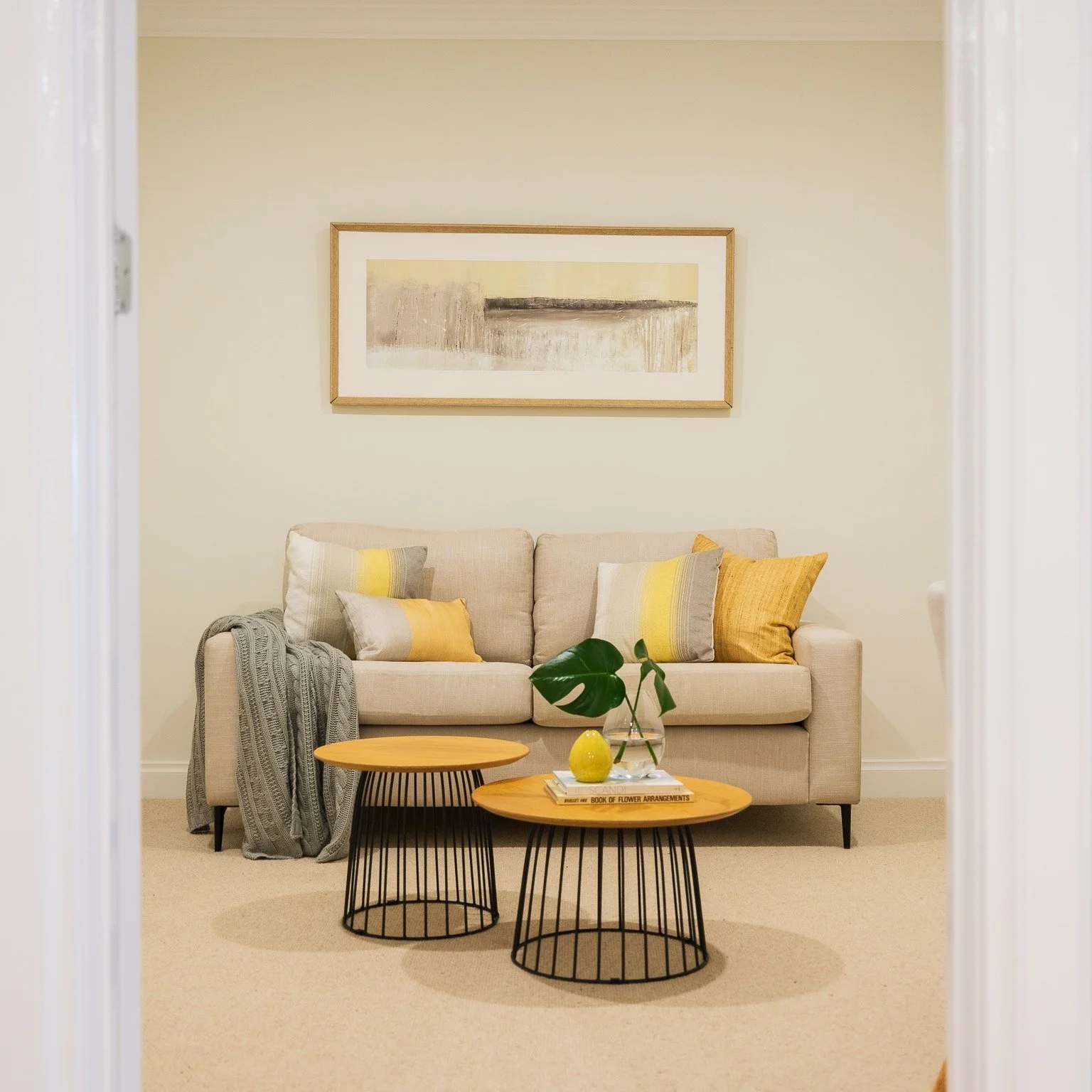 Room to breathe, room to live. Our spacious apartments offer all the comfort and style you need to feel right at home. With open layouts, plenty of natural light, and modern amenities, it's the perfect place to enjoy your next chapter.