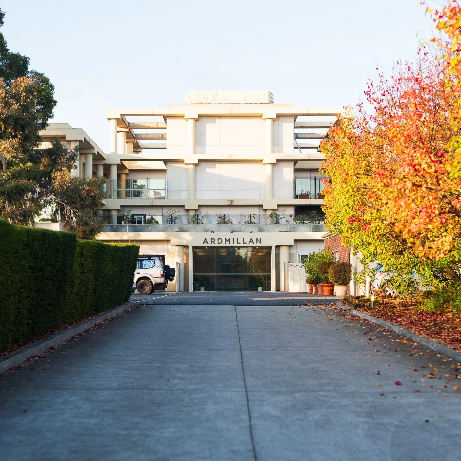 Welcome to Ardmillan, a premier retirement village in the heart of Moonee Ponds. Full of beautiful scenery and lively community spaces, you'll feel right at home in one of our luxury apartments or outdoor garden villas. Have the freedom to chose your