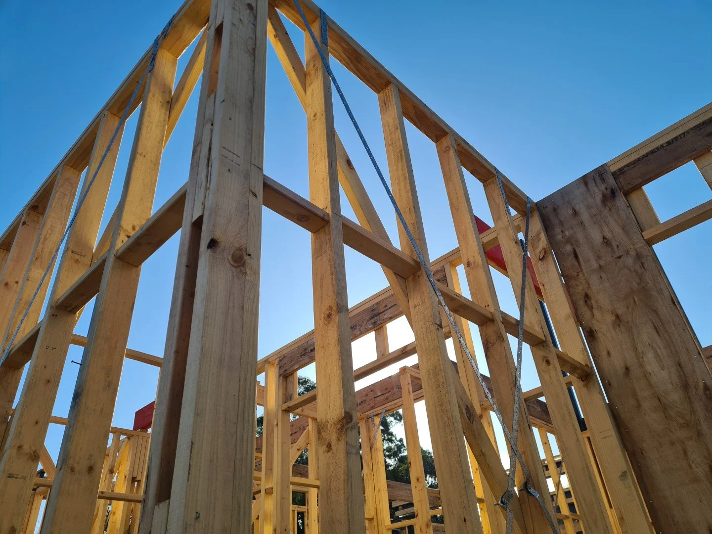 Pro Prefabs | Roof Trusses | Floor Trusses | Wall Frames