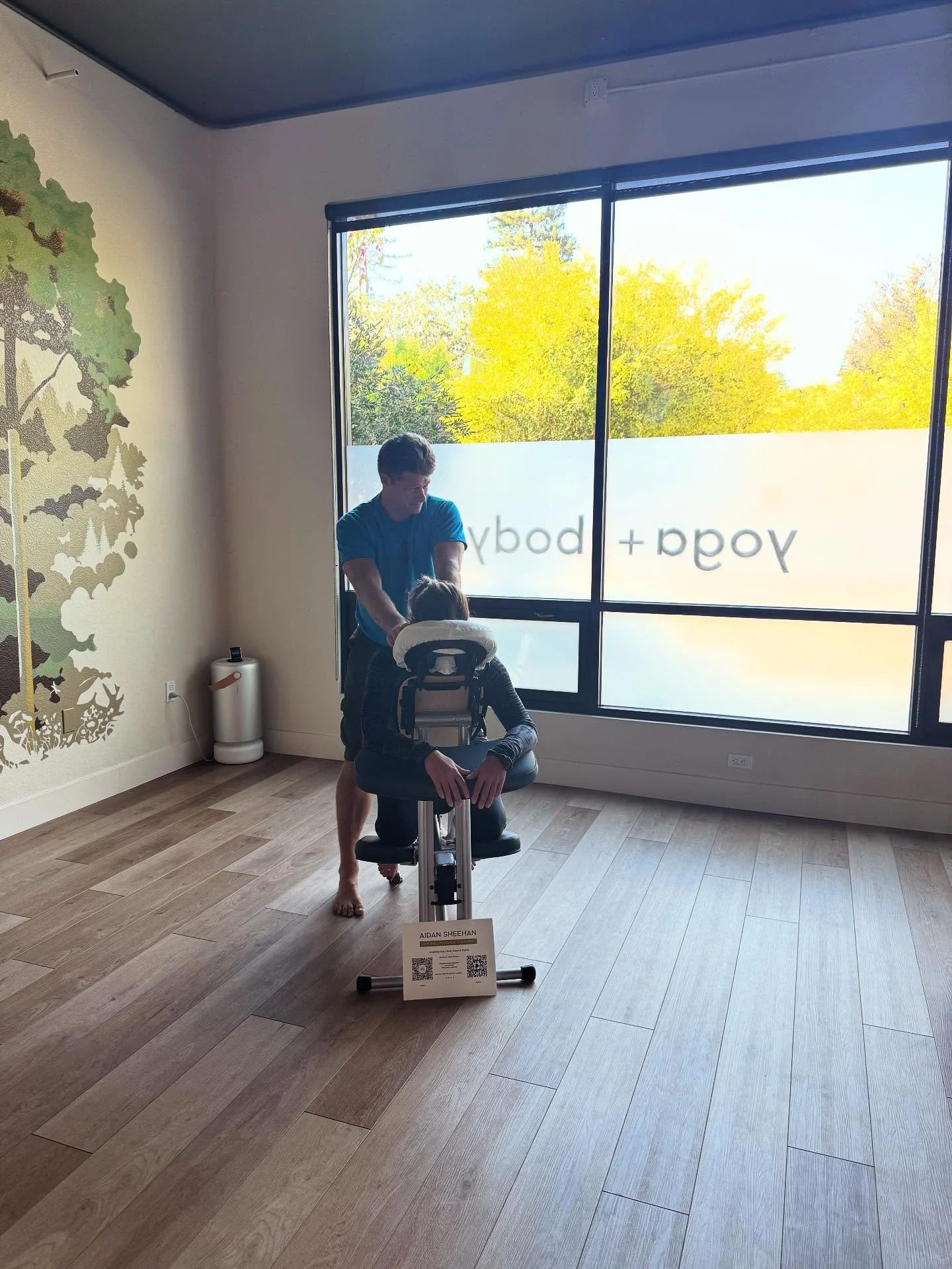 Tomorrow morning at 10:30 am join us after class to experience and meet our two bodyworkers! 
Wednesday, Oct 1 at 10:30 am post Kate&rsquo;s 9:30 am class 🧡 Aidan and Valerie will be offering up chair massage. This is a great way to meet and experie