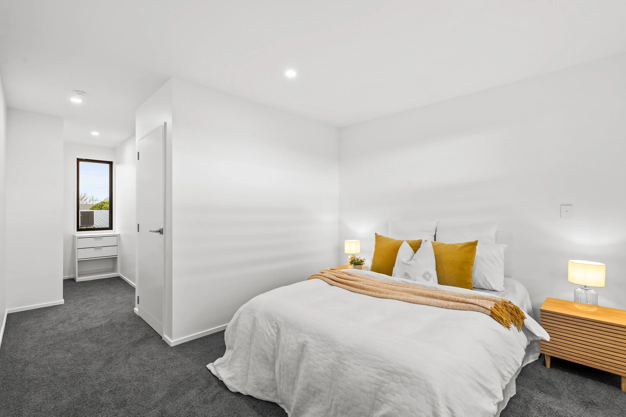 2-70 Isleworth Road-13.jpg