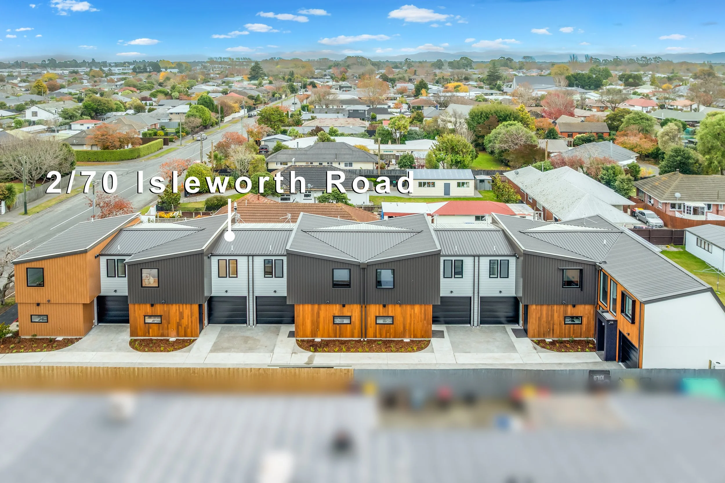 2-70 Isleworth Road-19.jpg