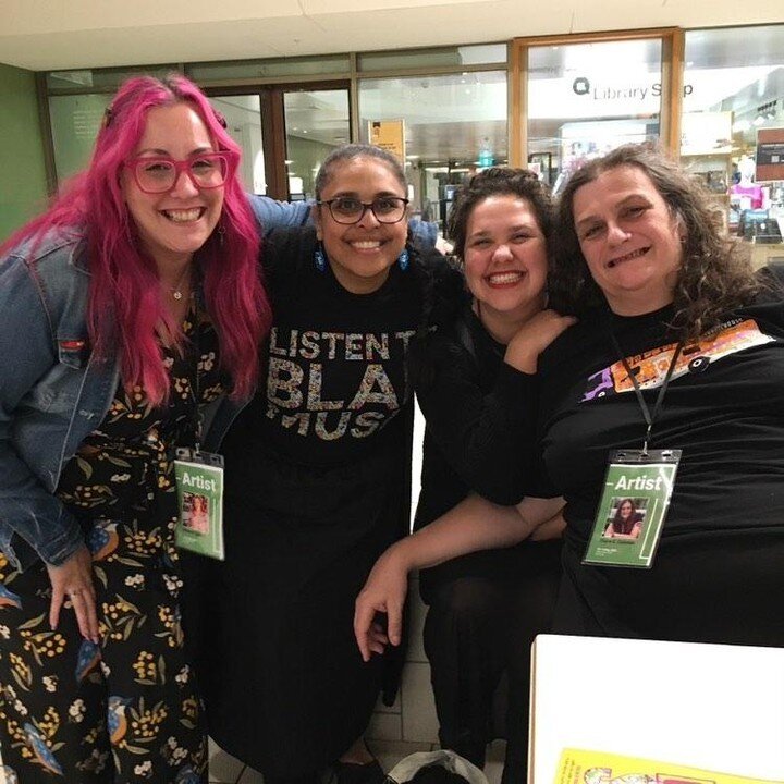 One of the best things about the writers festival has always been having a lot of people I love all in one place, especially this lubly mob. 

Biggest congratulations to @clairegcoleman for being longlisted for the Miles Franklin too. ❤️❤️

(Image de