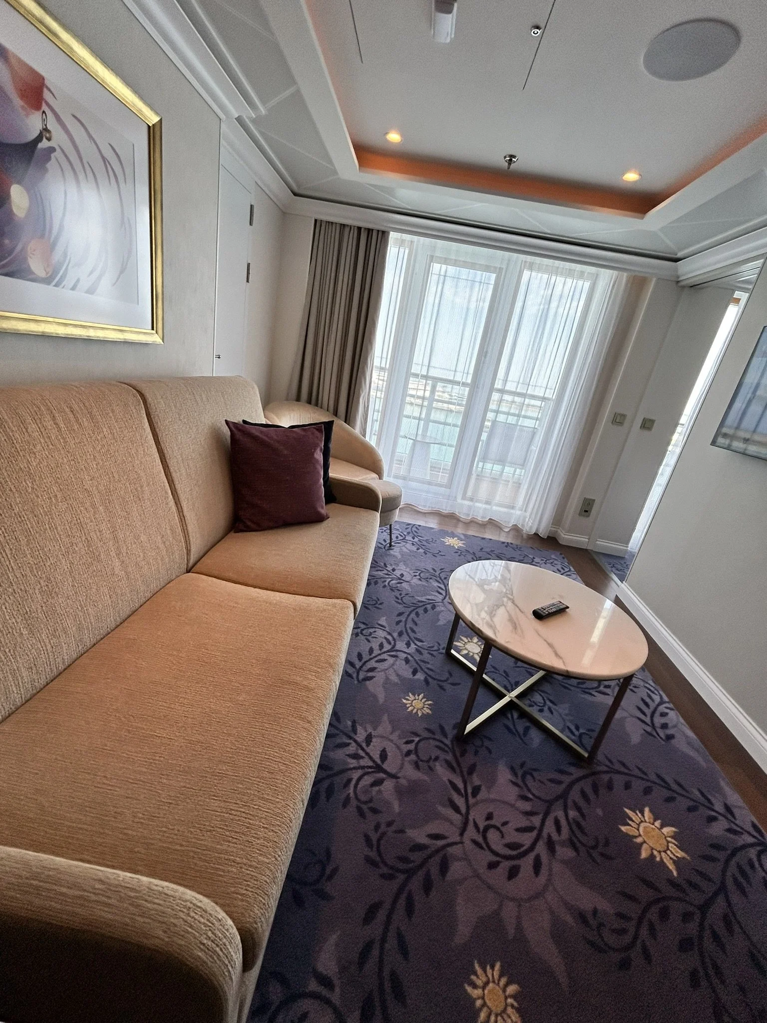 Disney-Wish-Concierge-Suite-Couch.jpeg