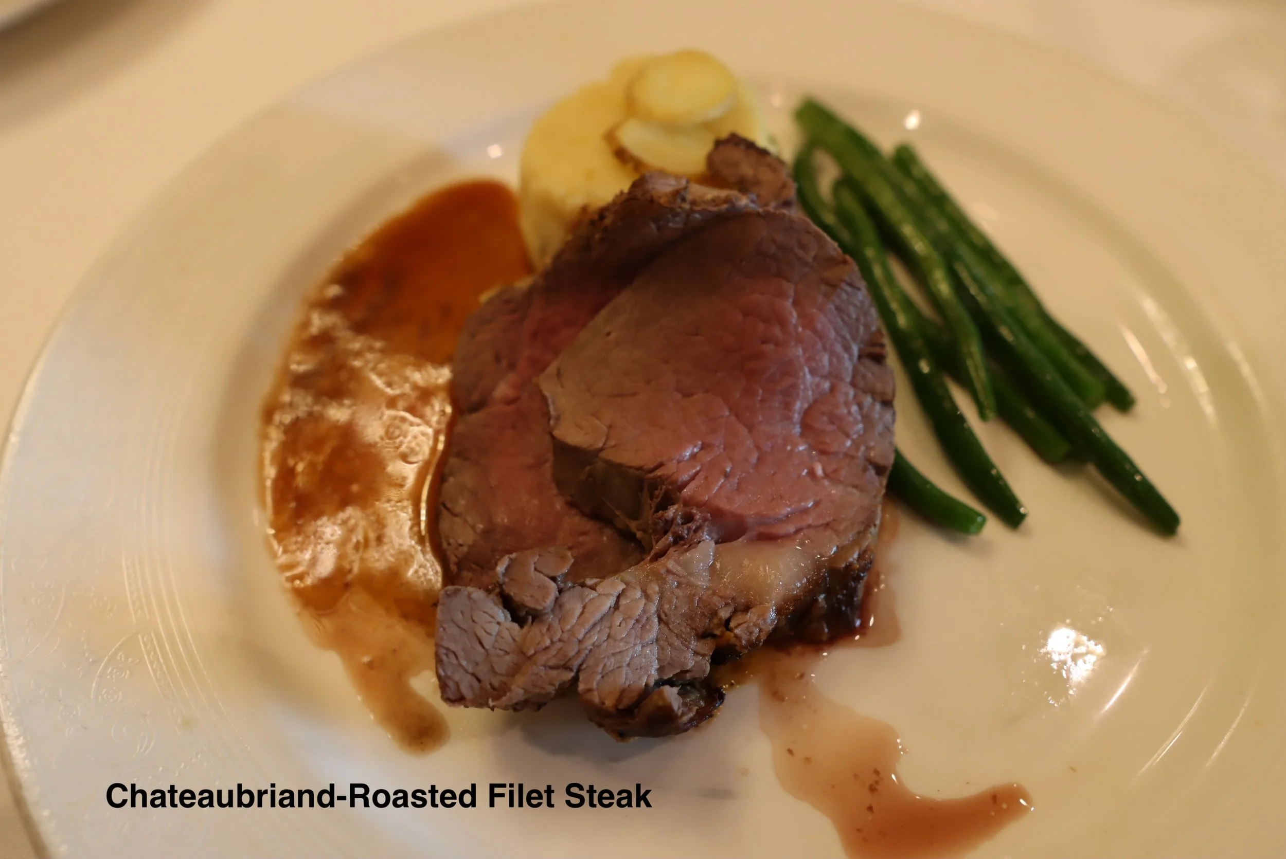 2024-08-30-Magic-Lumiere's-Chateaubriand-Roasted-Filet-Steak-1.JPG