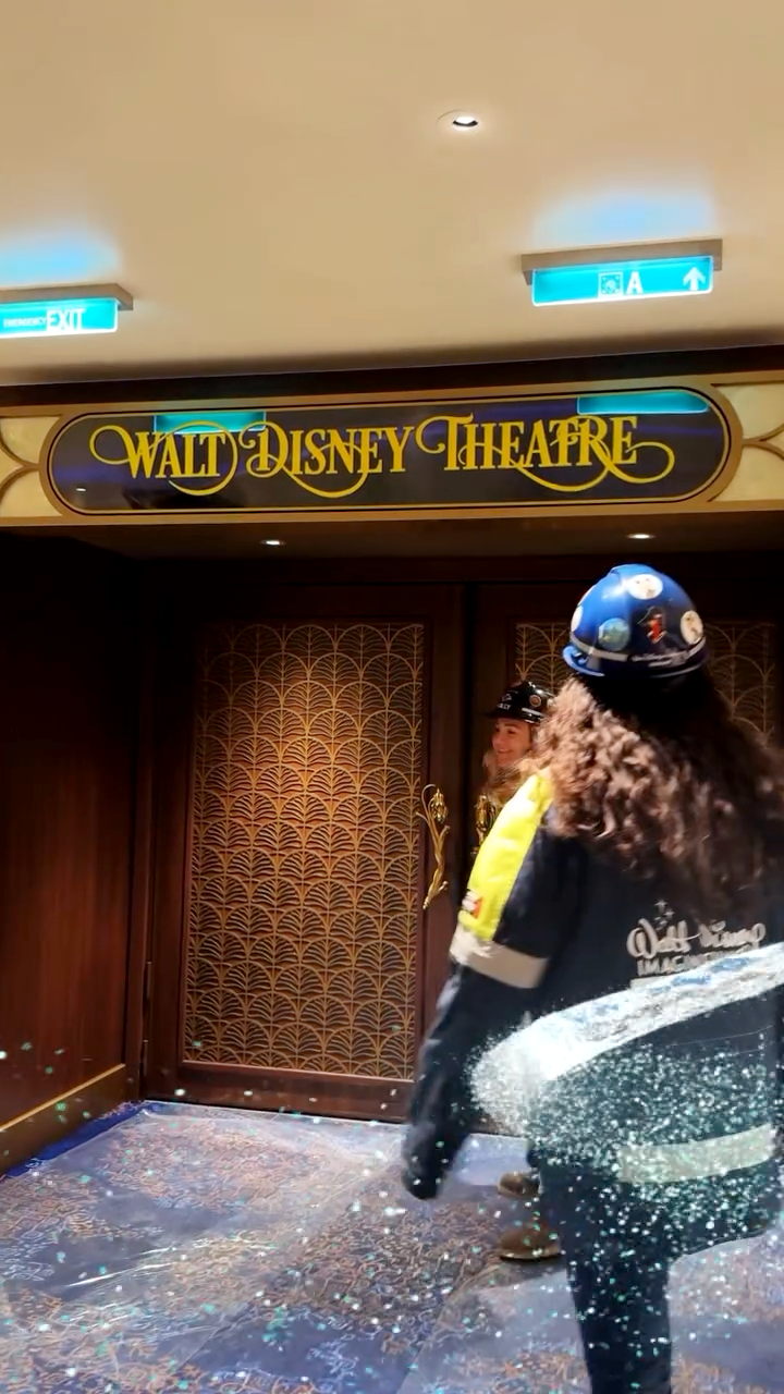 Adventure-Walt-Disney-Theater.png
