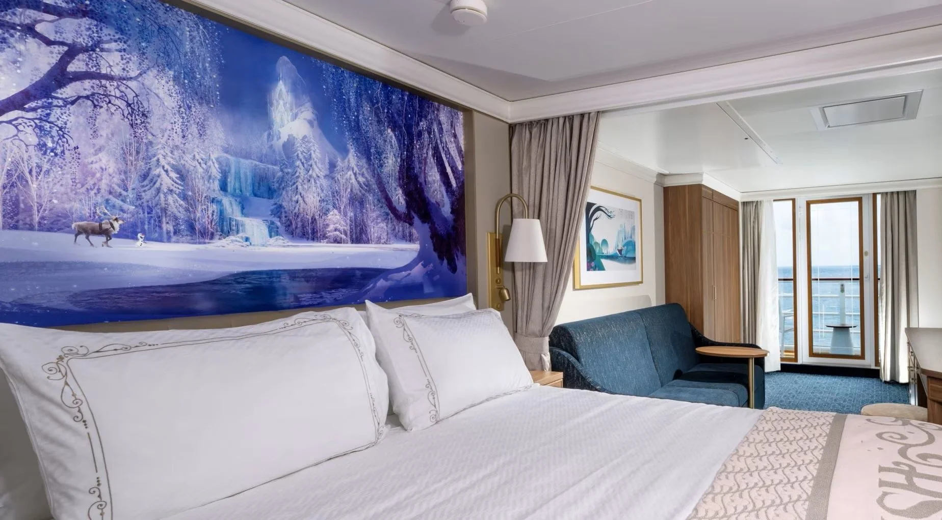 Disney-Wish-Frozen-Stateroom-.jpeg