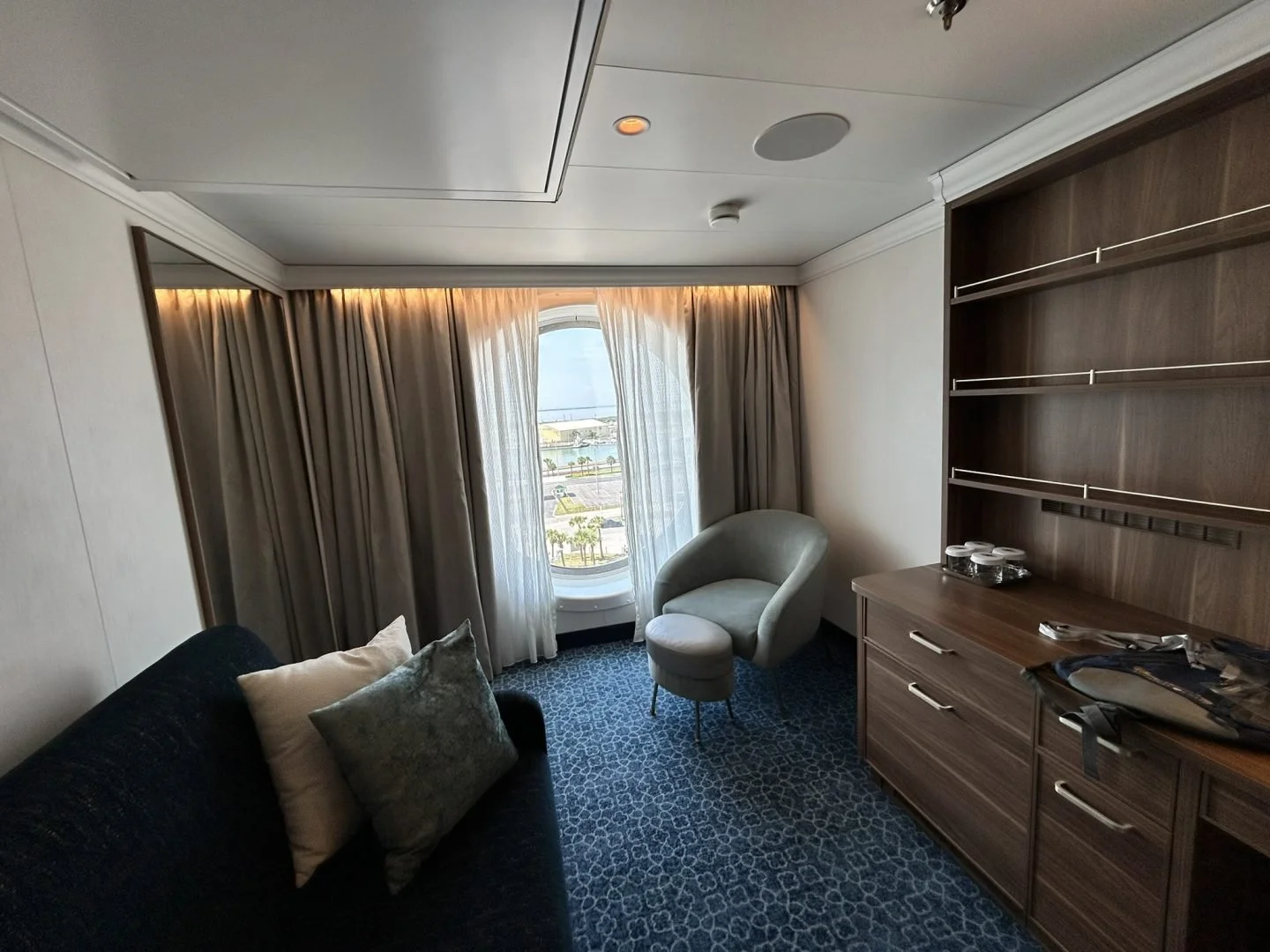 Disney-Wish-Family-Oceanview-Stateroom-Space-1440x1080.jpeg