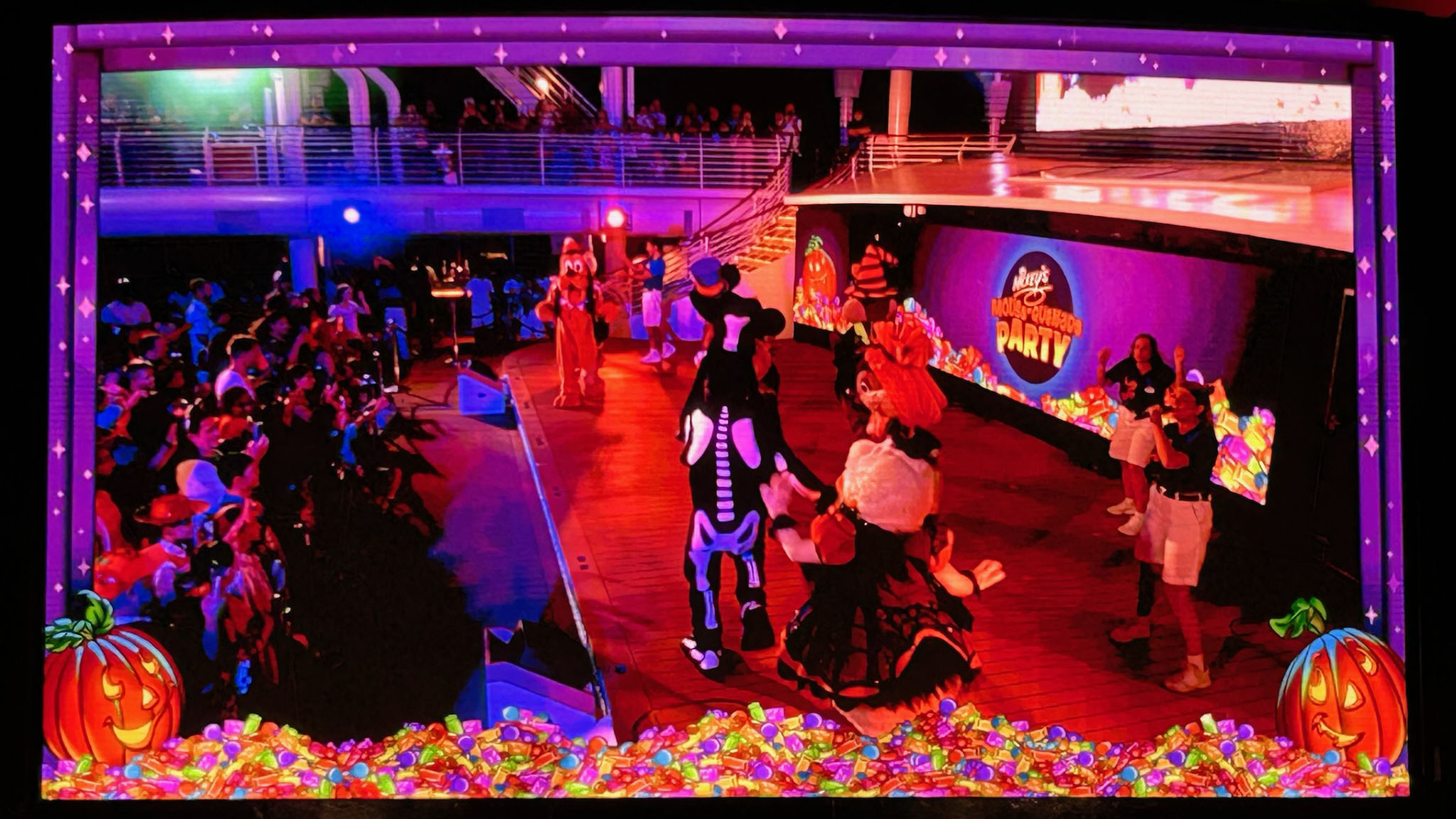 Deck-Party-2.png